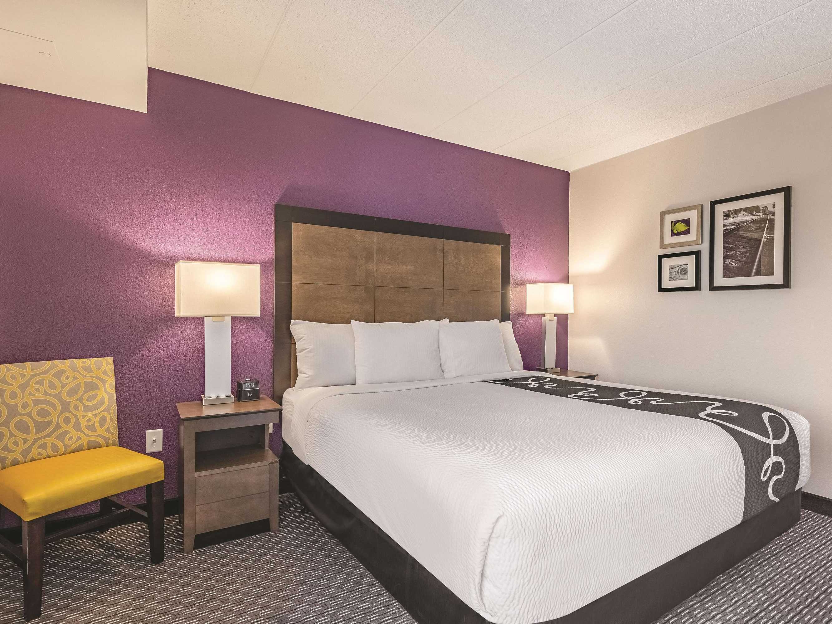 Gift card for La Quinta Inn & Suites by Wyndham Salem NH Gift card for La Quinta Inn & Suites by Wyndham Salem NH