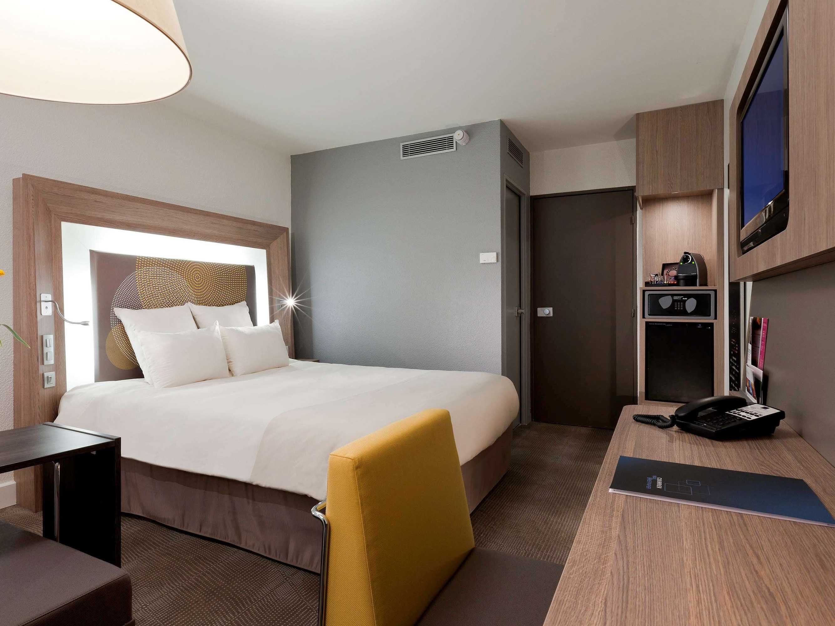 Gift card for Novotel Paris La Défense Esplanade Gift card for Novotel Paris La Défense Esplanade
