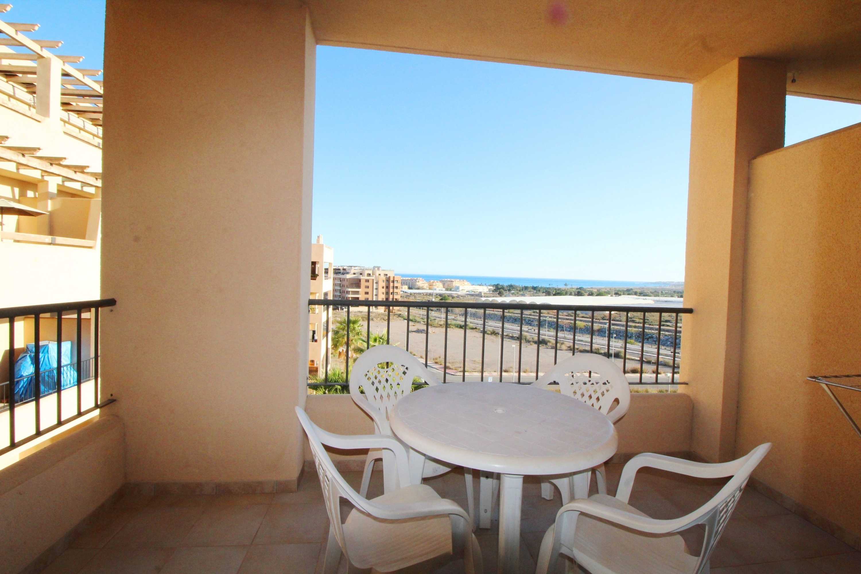 Gift card for Albardi 3ºa - Magnífico Apartamento en Aguadulce Gift card for Albardi 3ºa - Magnífico Apartamento en Aguadulce
