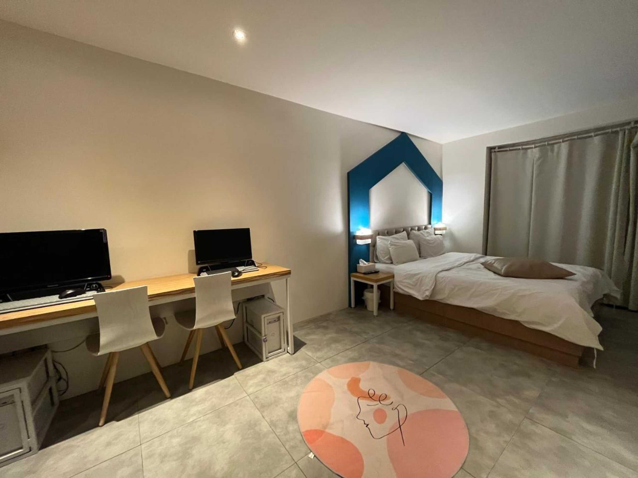 Gift card for Yaja Hwajeong Station