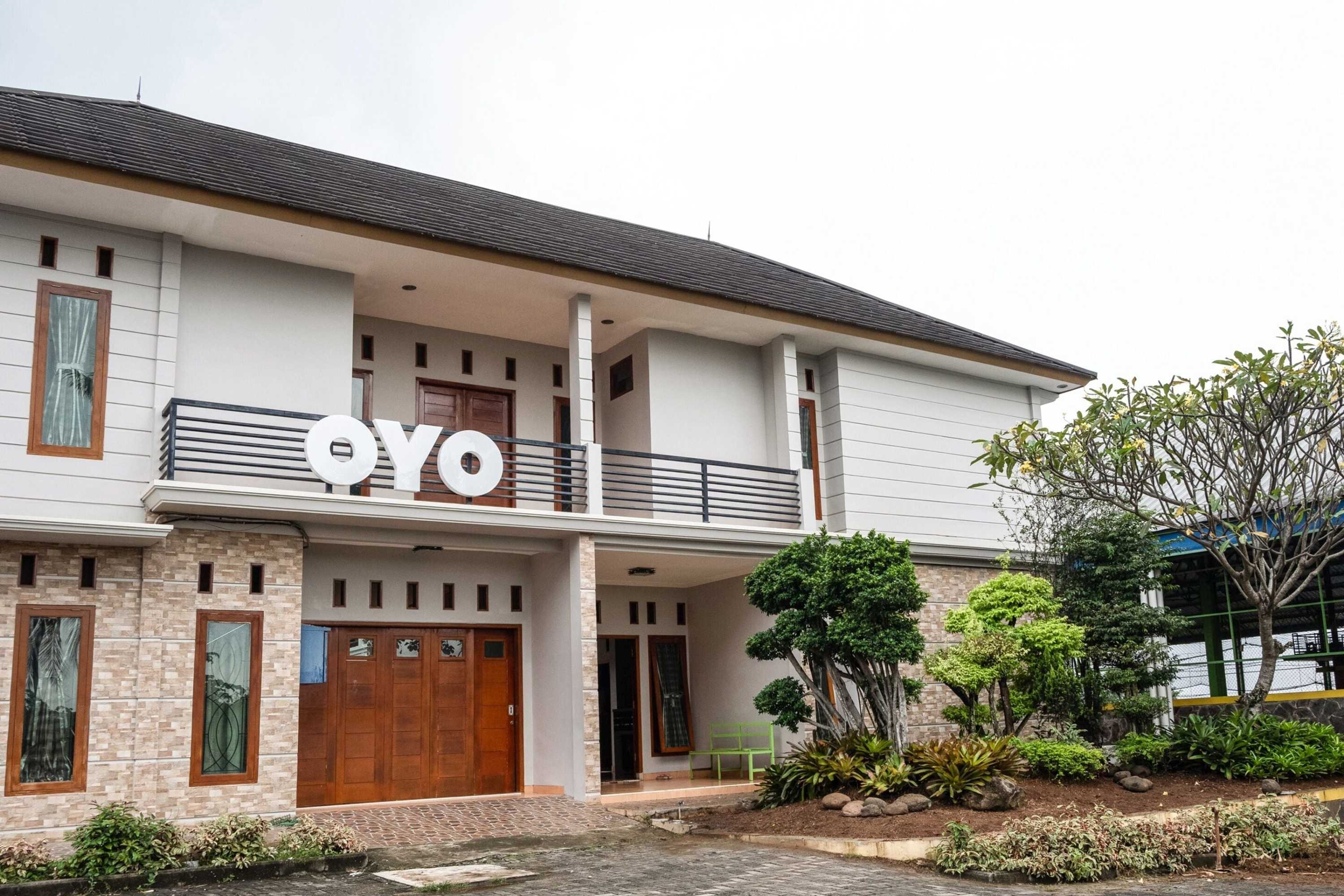 Gift card for Oyo 2912 Graha Minda Syariah Gift card for Oyo 2912 Graha Minda Syariah