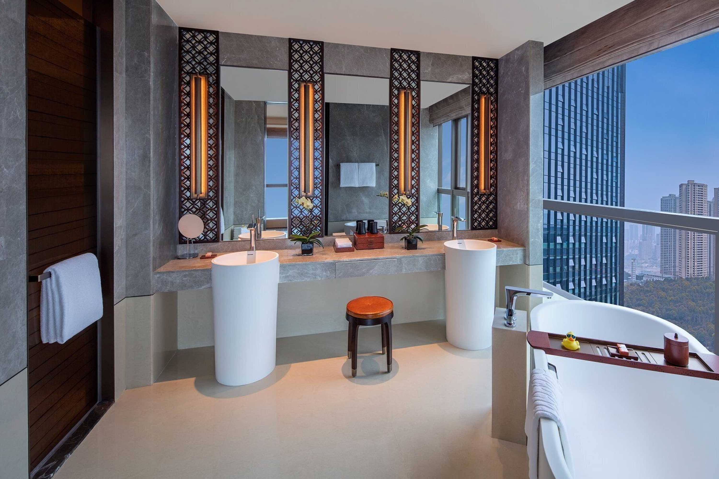 Gift card for Regent Chongqing - Complimentary 1st Round Mini Bar Daily Gift card for Regent Chongqing - Complimentary 1st Round Mini Bar Daily
