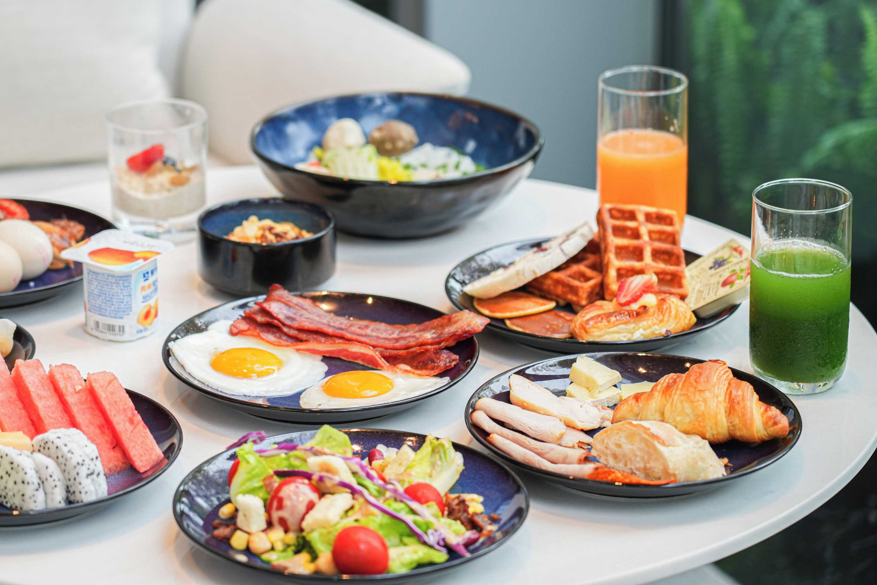 Gift card for Crowne Plaza Jiangmen Binjiang by Ihg Gift card for Crowne Plaza Jiangmen Binjiang by Ihg