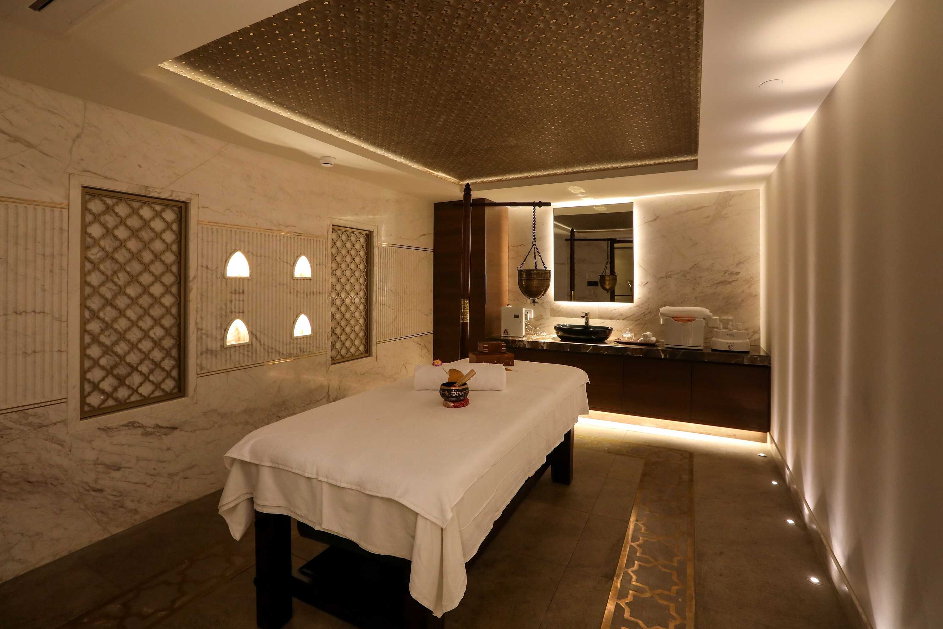 Gift card for Radisson Blu Hotel & Suites Grt Chennai Gift card for Radisson Blu Hotel & Suites Grt Chennai