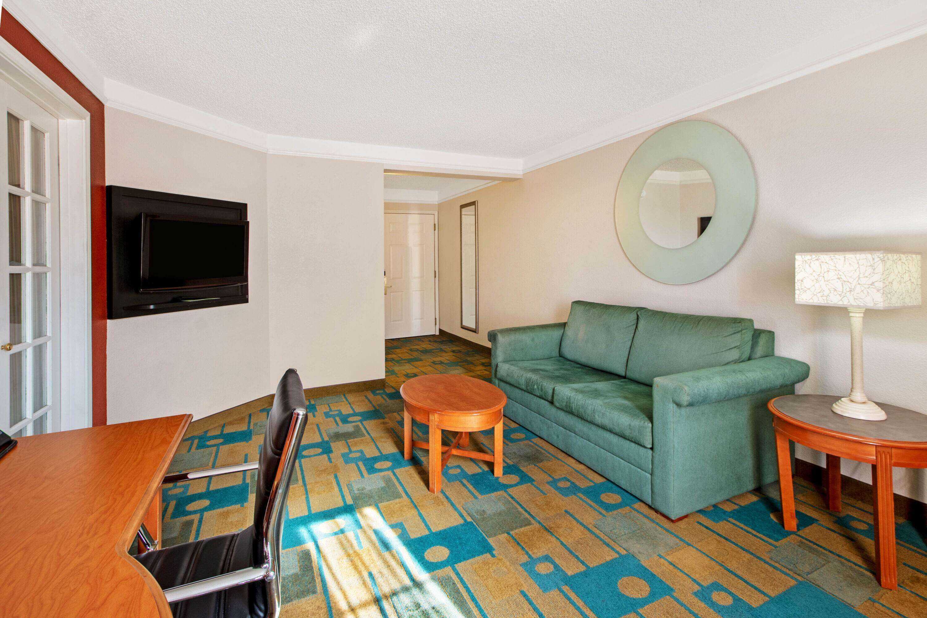 Gift card for La Quinta Inn & Suites by Wyndham Albuquerque West Gift card for La Quinta Inn & Suites by Wyndham Albuquerque West