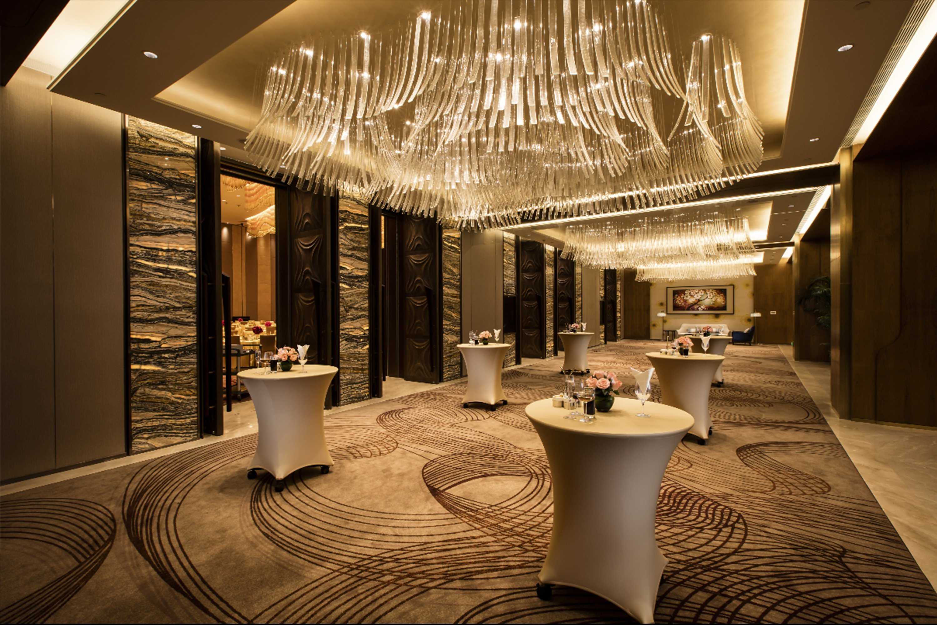 Gift card for Crowne Plaza Fuzhou Riverside by Ihg Gift card for Crowne Plaza Fuzhou Riverside by Ihg