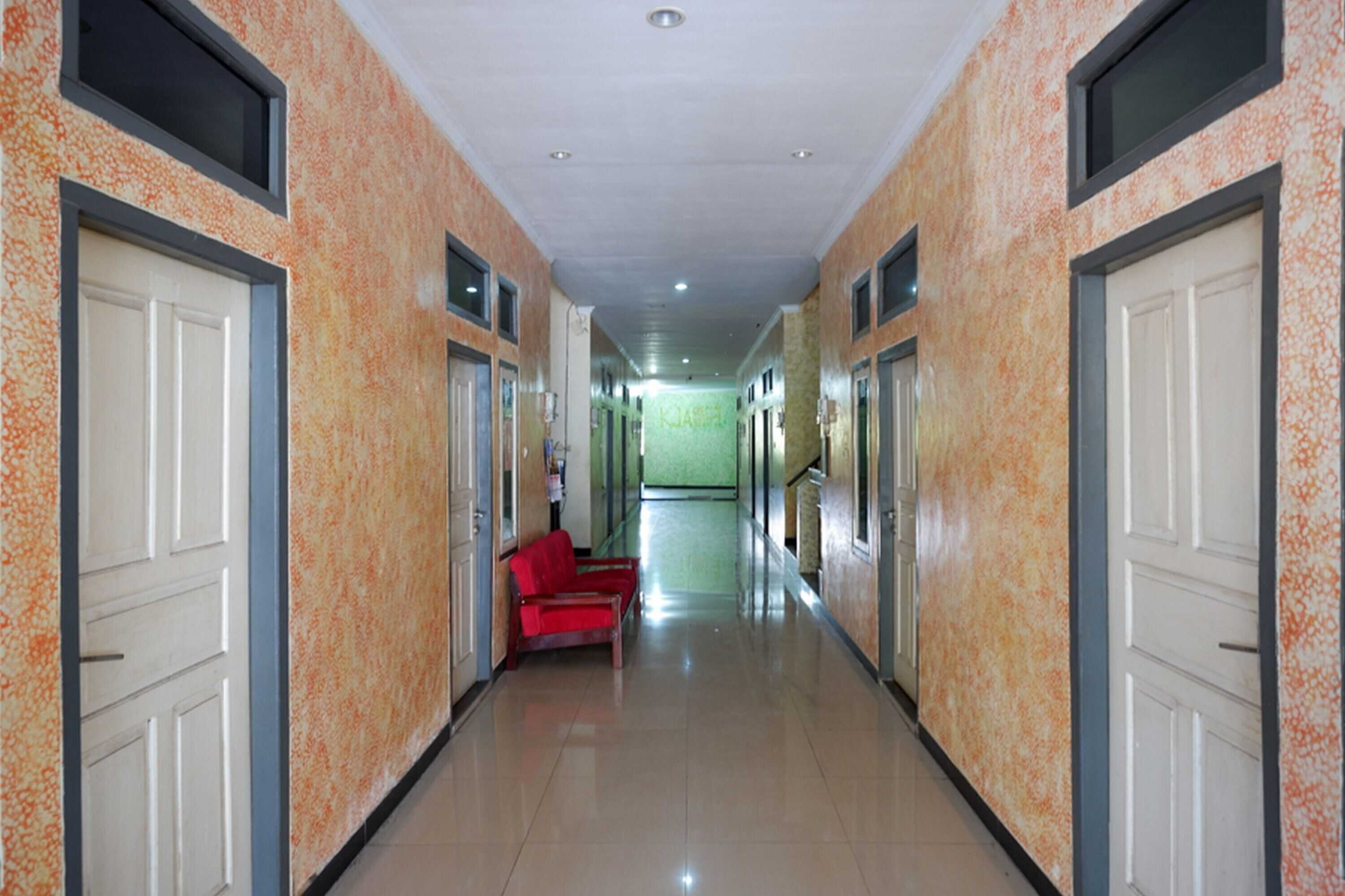 Gift card for Reddoorz Near Gor Wisanggeni