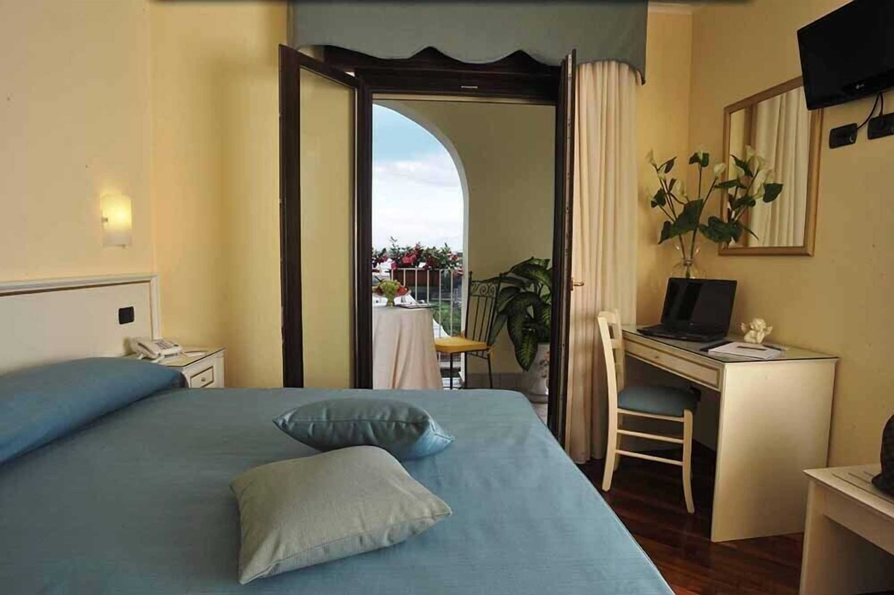 Gift card for Costa Hotel Gift card for Costa Hotel