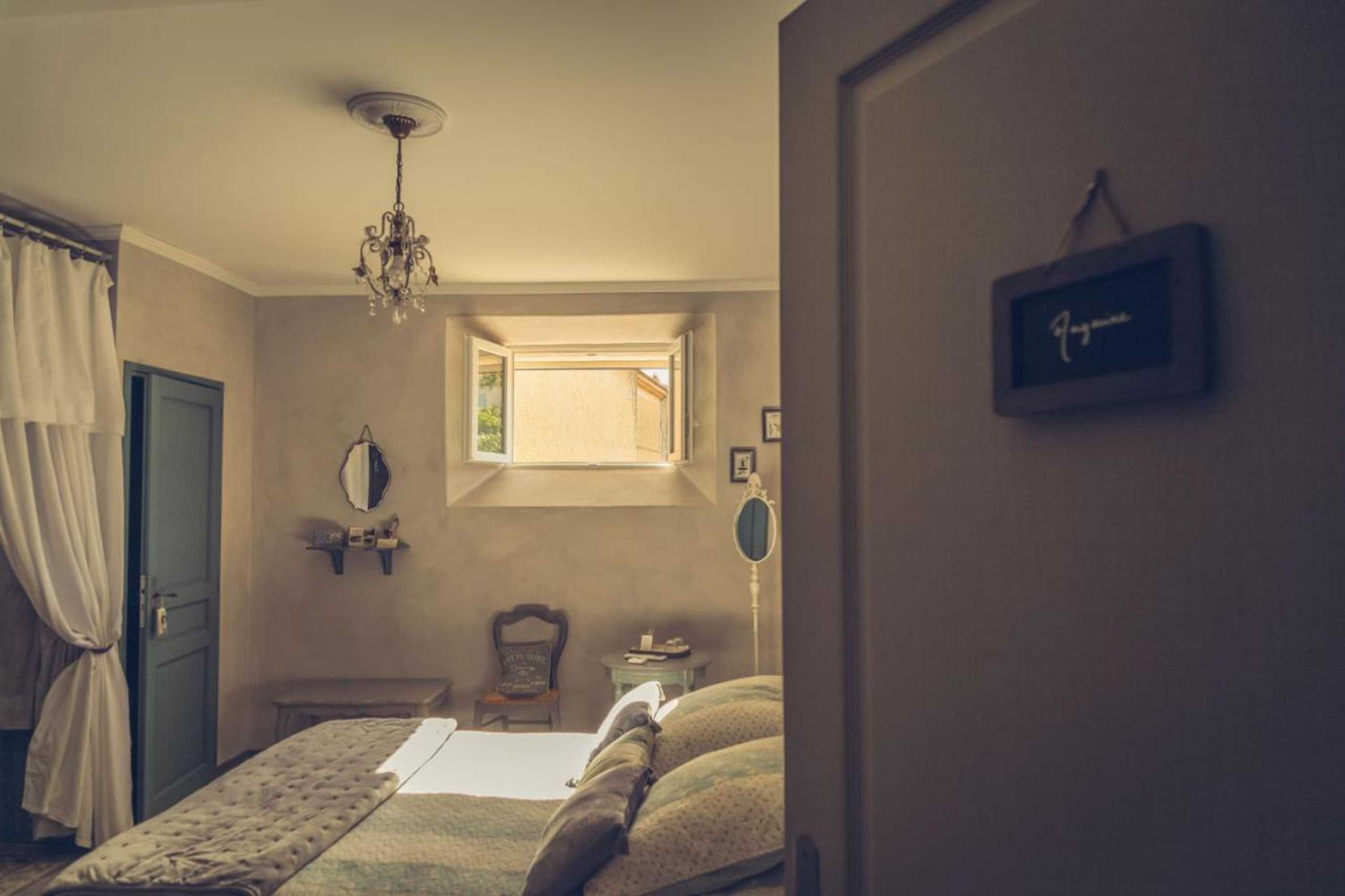 Gift card for Chambres D'hÔtes L'oréliane en Provence Spa Bien être