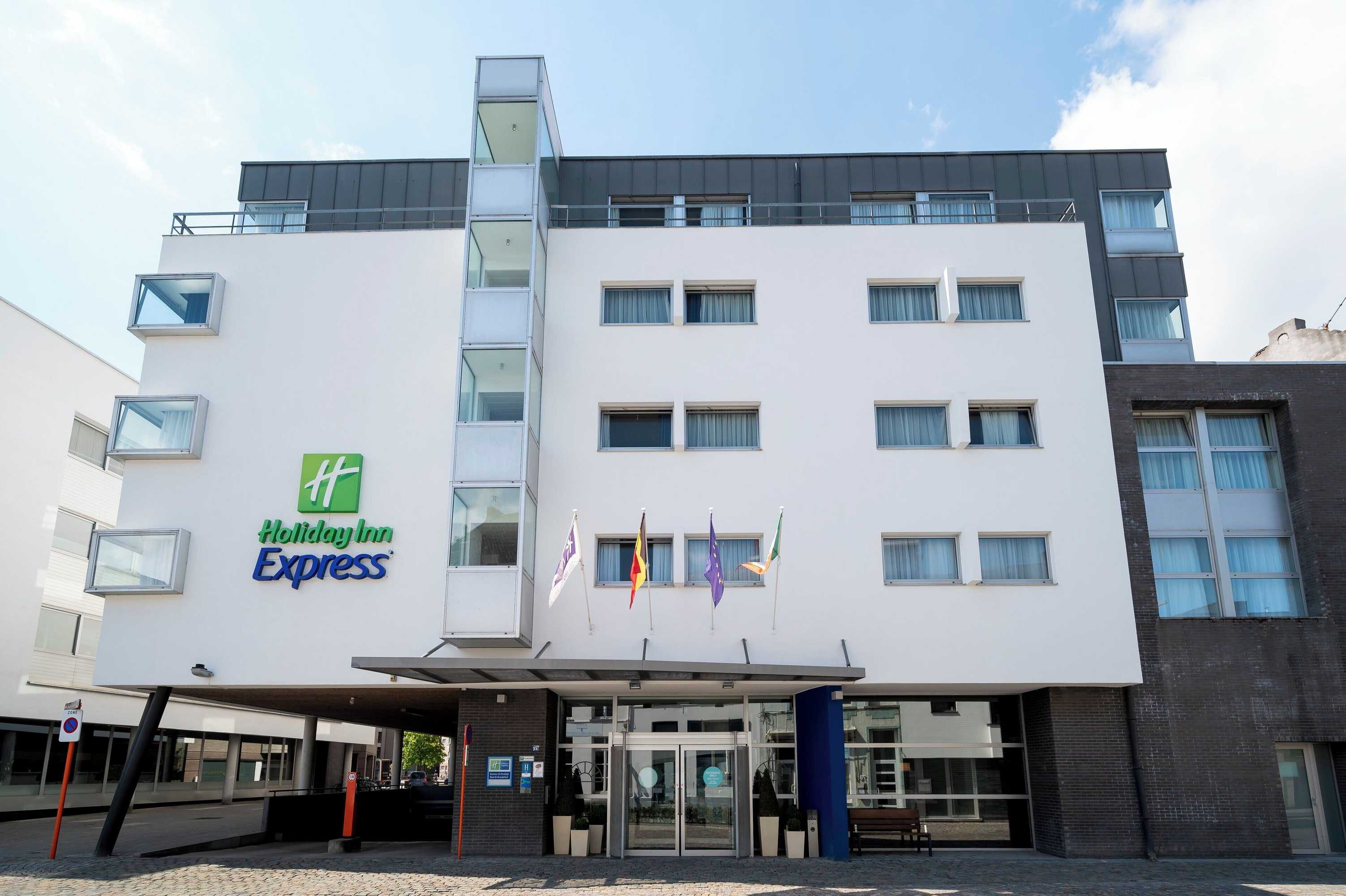 Gift card for Holiday Inn Express Mechelen City Centre by Ihg Gift card for Holiday Inn Express Mechelen City Centre by Ihg