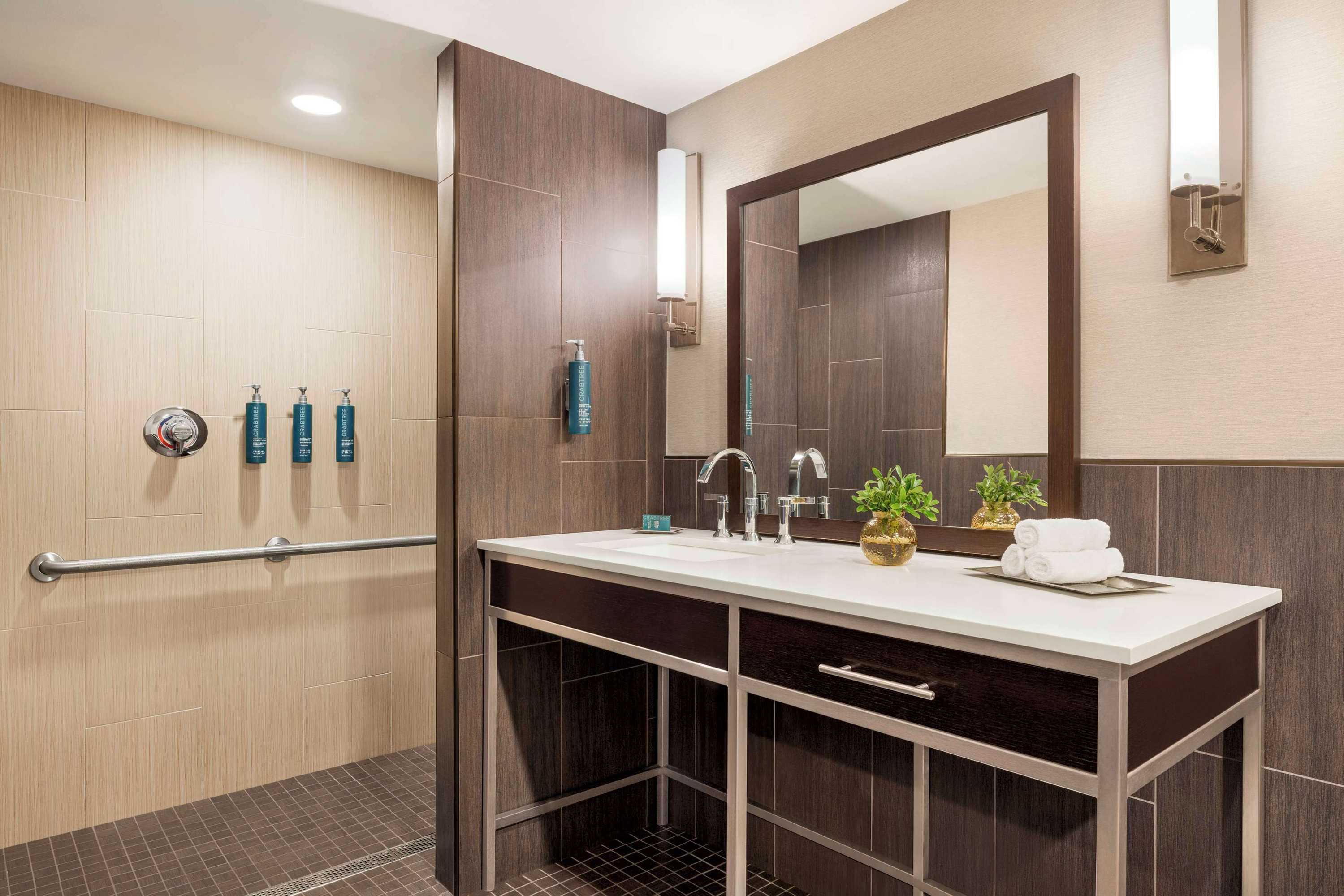 Gift card for Hilton Philadelphia City Avenue