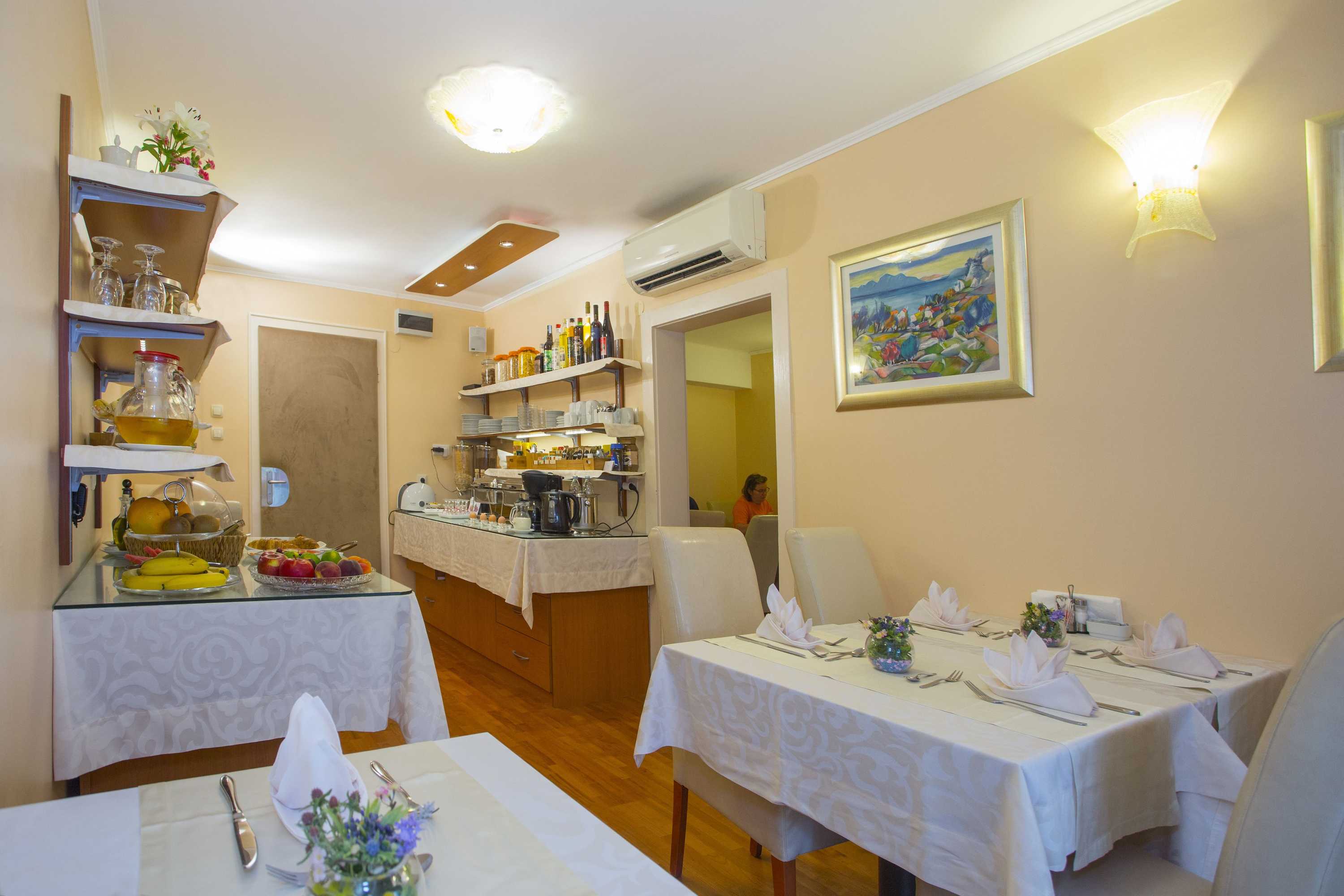 Gift card for Royal Suites