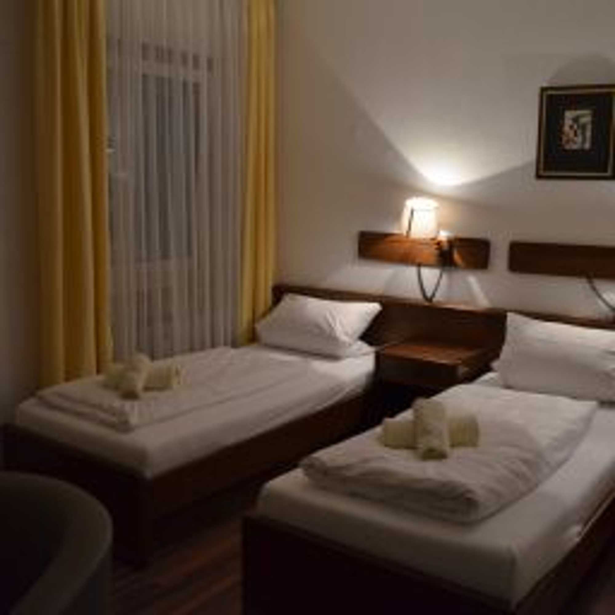 Gift card for Hotel Prinz Carl - Apartments Mit Klimaanlage Gift card for Hotel Prinz Carl - Apartments Mit Klimaanlage