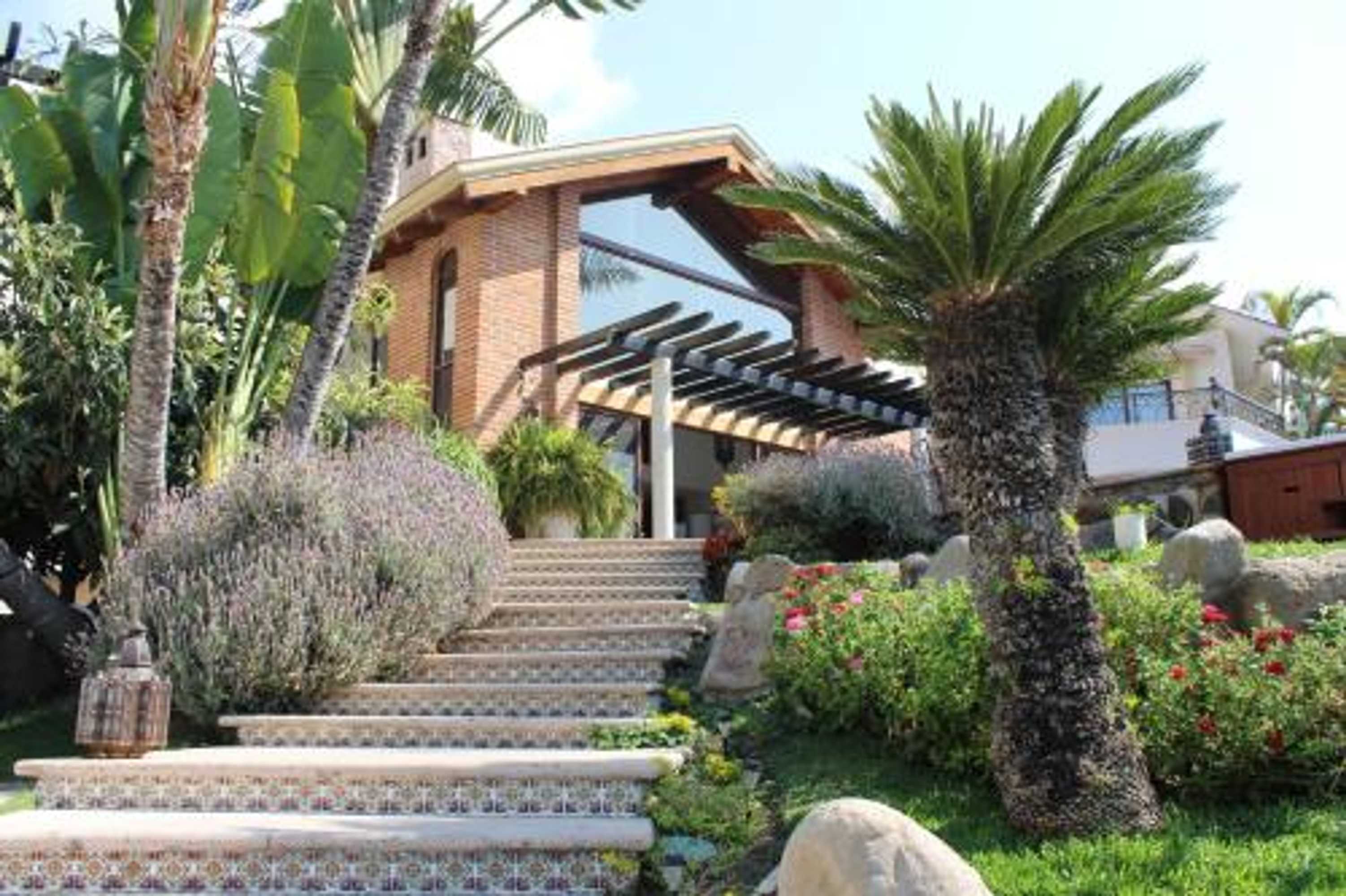 Gift card for Hotel Lindo Ajijic Bed & Breakfast Gift card for Hotel Lindo Ajijic Bed & Breakfast