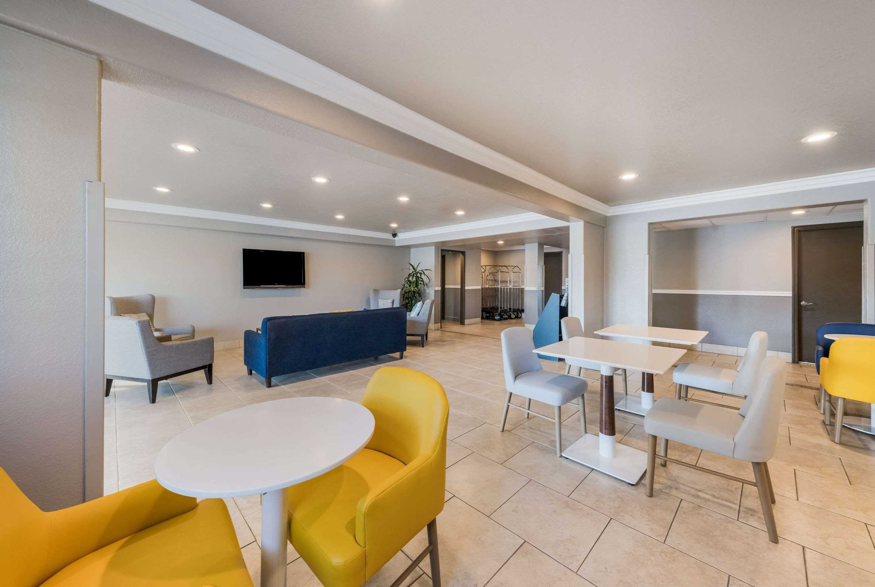 Gift card for Comfort Inn Gilroy