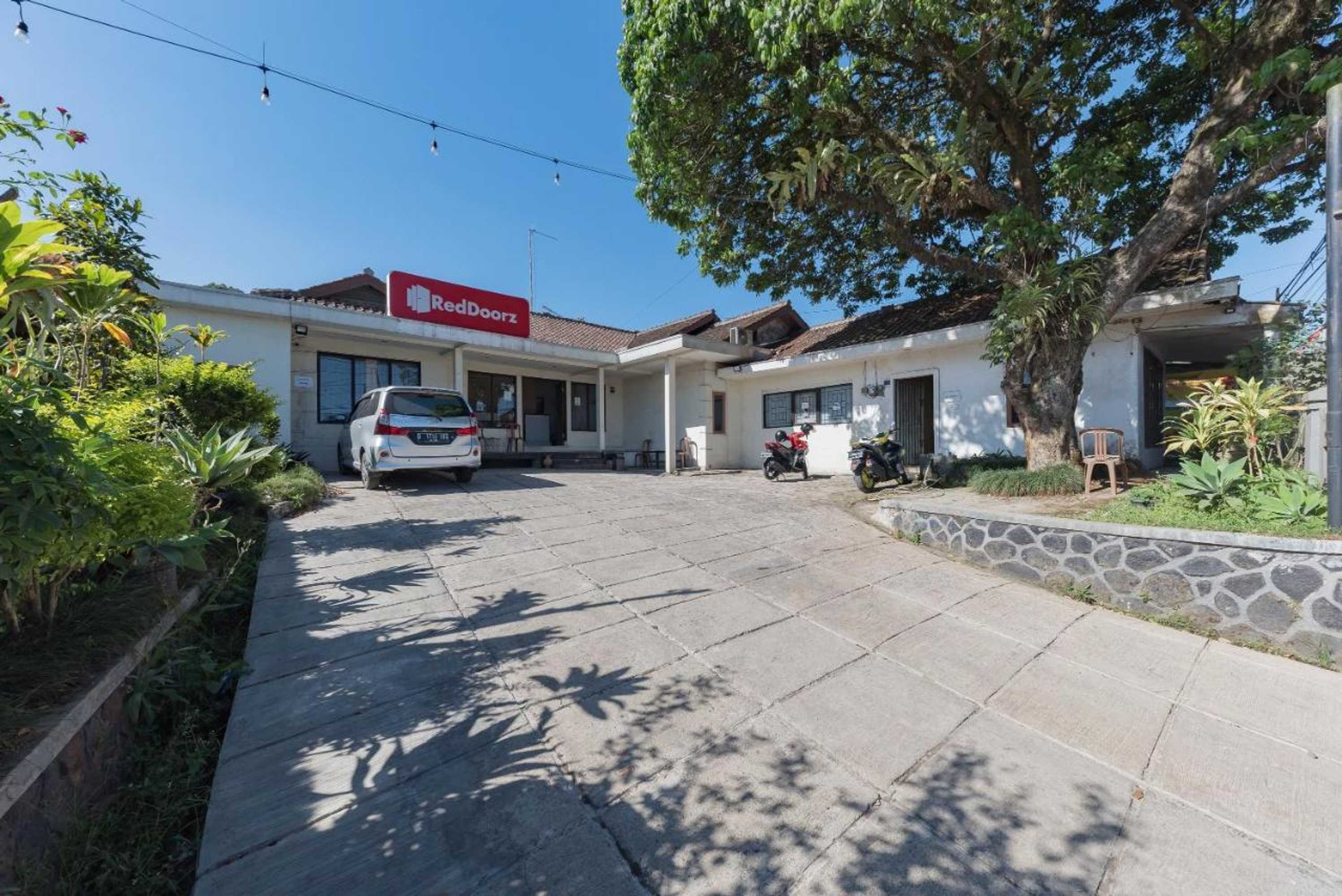 Gift card for Reddoorz Syariah @ Jl Raya Sukabumi