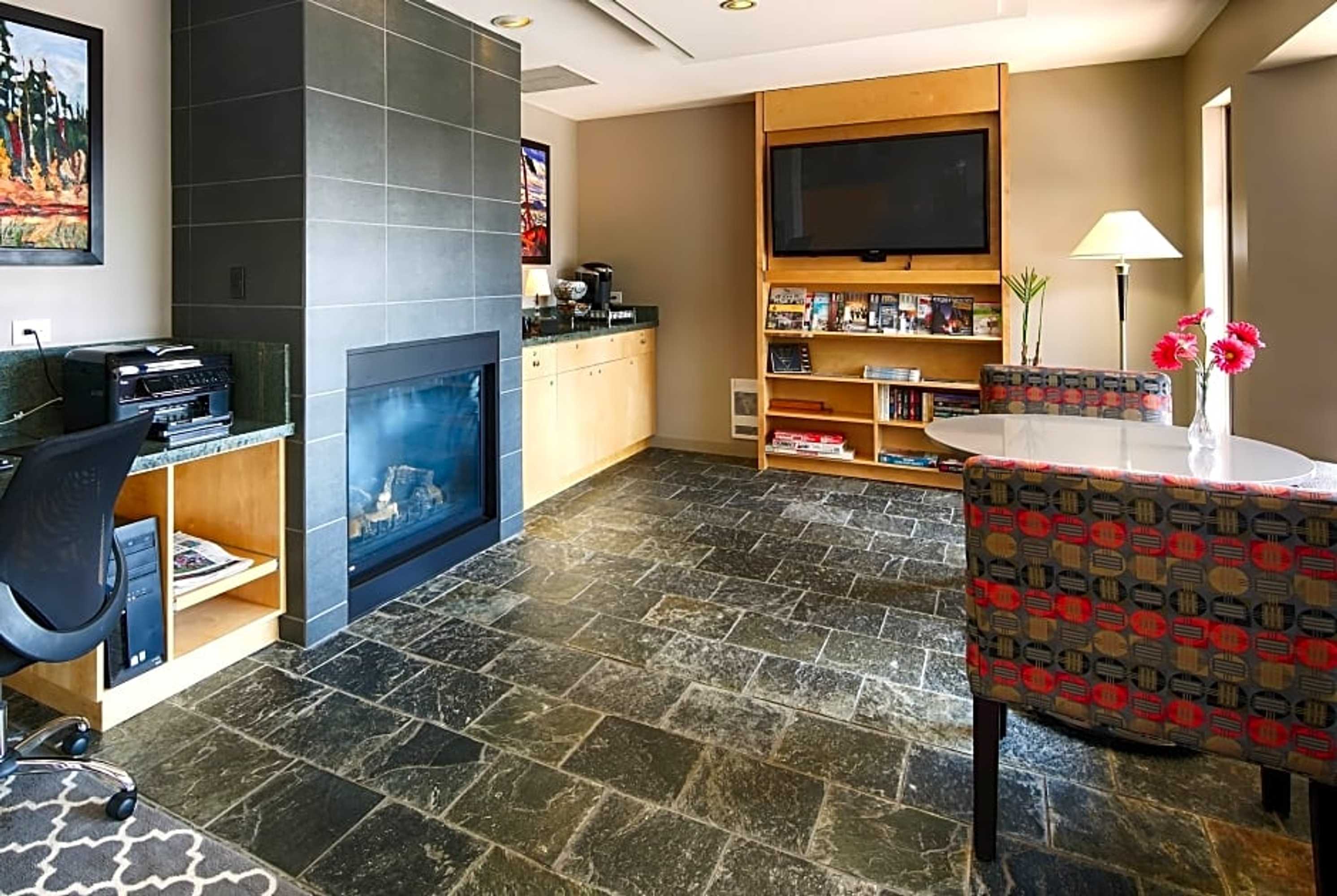Gift card for Travelodge by Wyndham Abbotsford Bakerview Gift card for Travelodge by Wyndham Abbotsford Bakerview