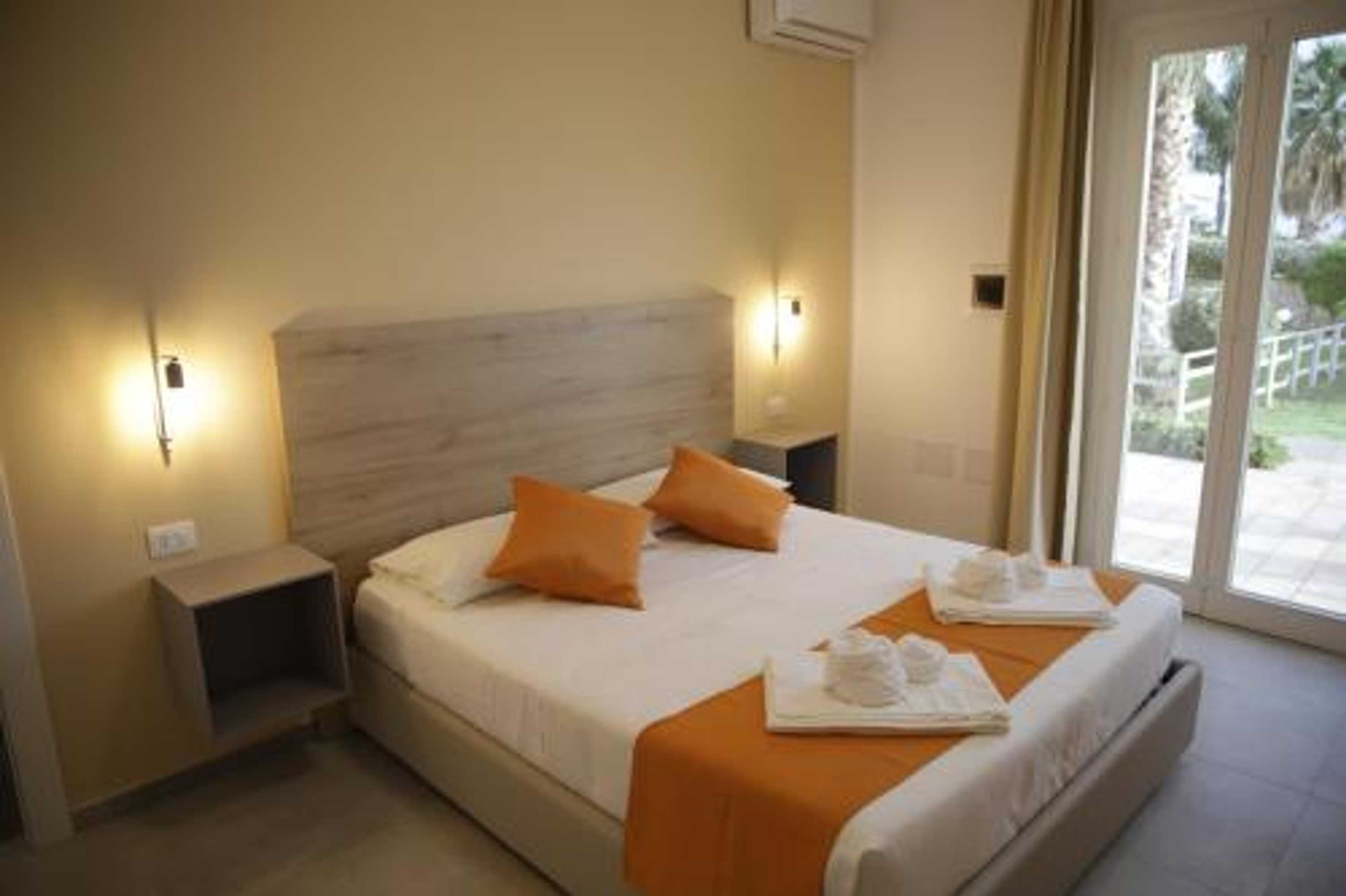 Gift card for Oasi Guzzetta Hotel&case Vacanze Gift card for Oasi Guzzetta Hotel&case Vacanze
