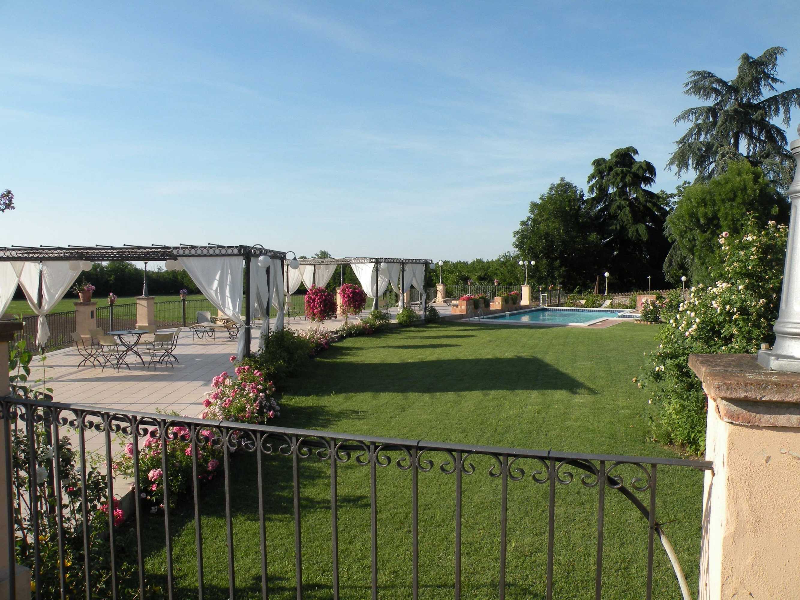 Gift card for B&b & Residence Corte Bebbi Gift card for B&b & Residence Corte Bebbi
