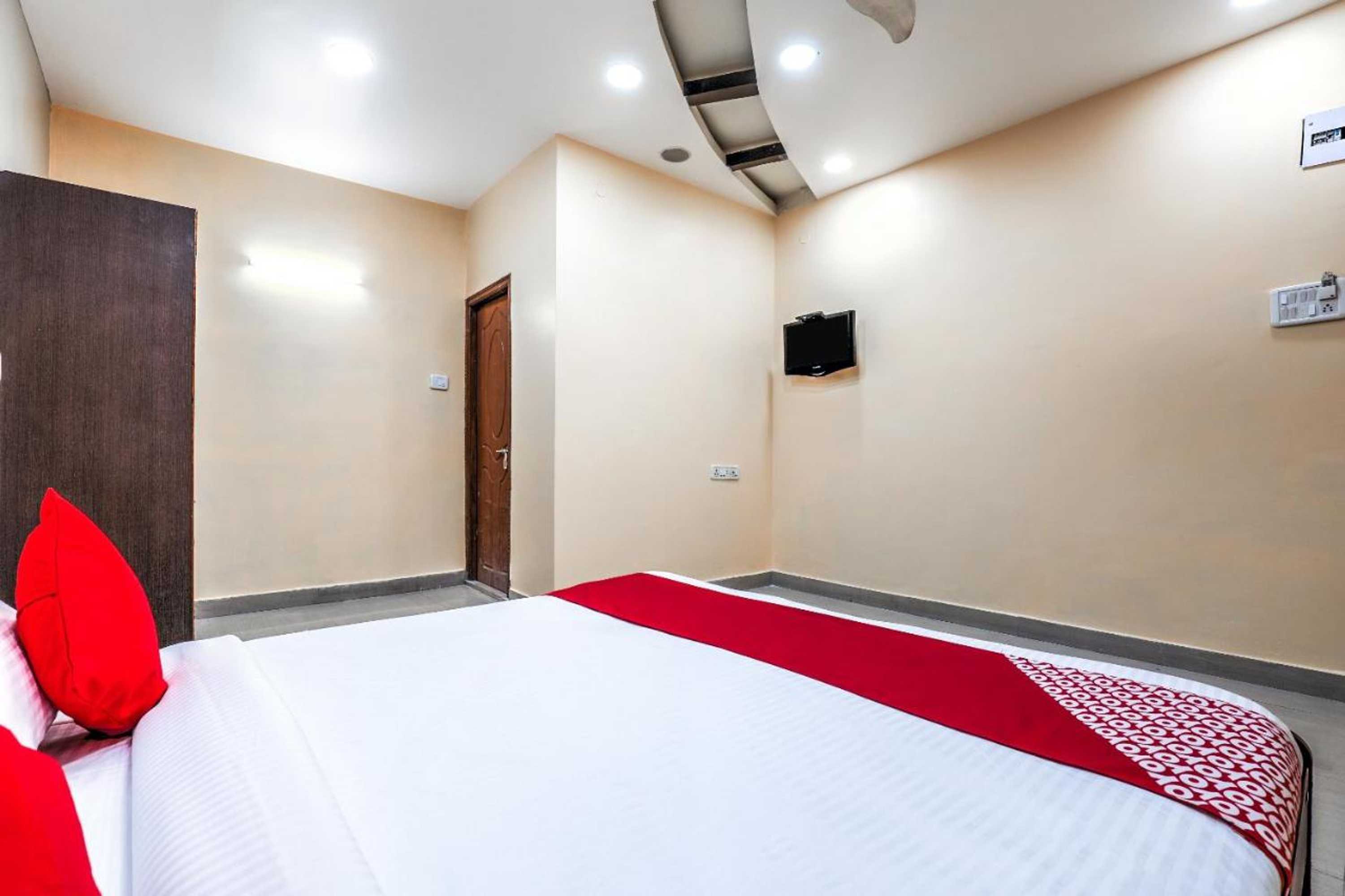 Gift card for Super Oyo Hotel O Sathya Inn Gift card for Super Oyo Hotel O Sathya Inn