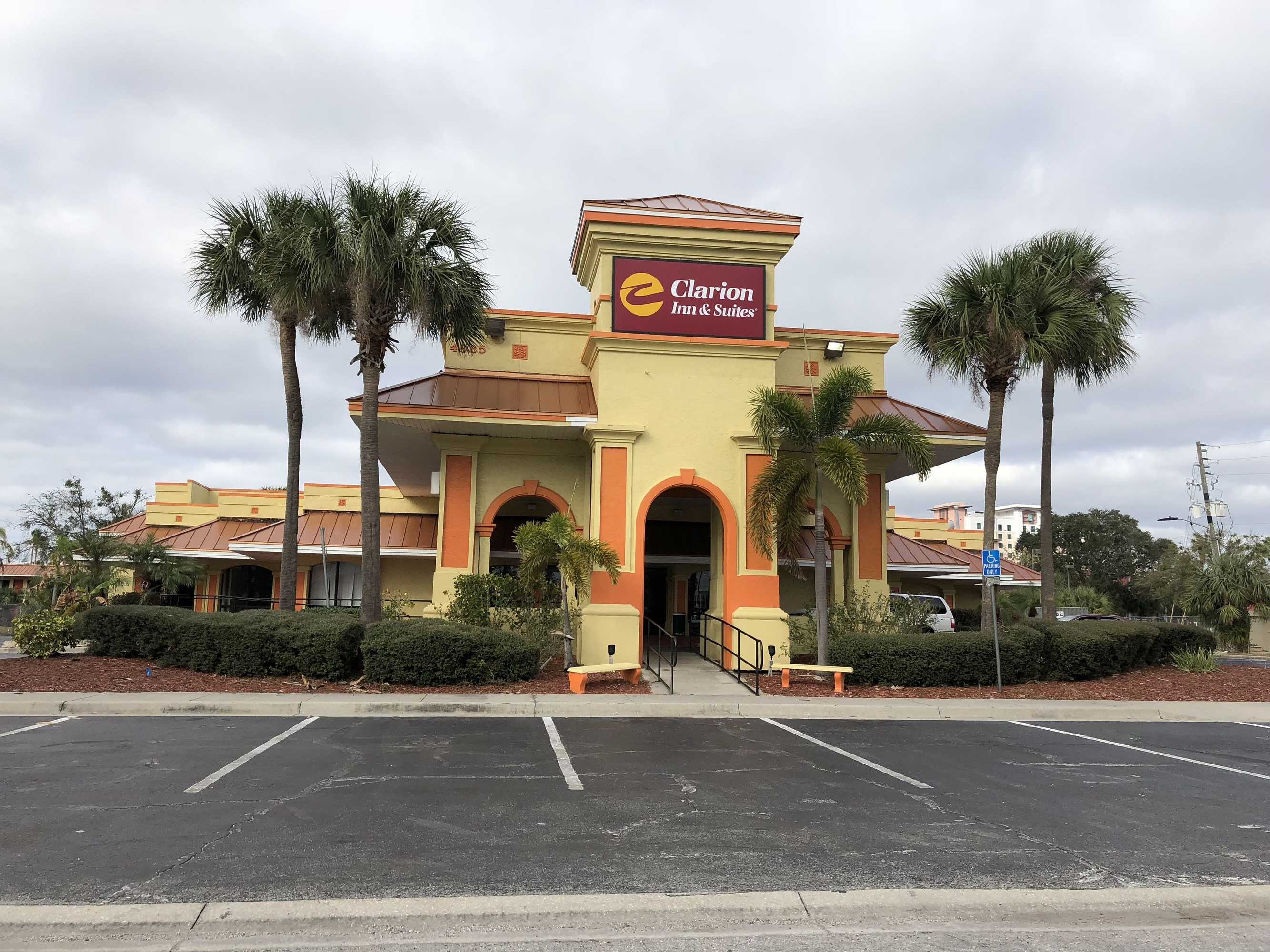 Gift card for Clarion Inn & Suites Kissimmee-Lake Buena Vista South Gift card for Clarion Inn & Suites Kissimmee-Lake Buena Vista South