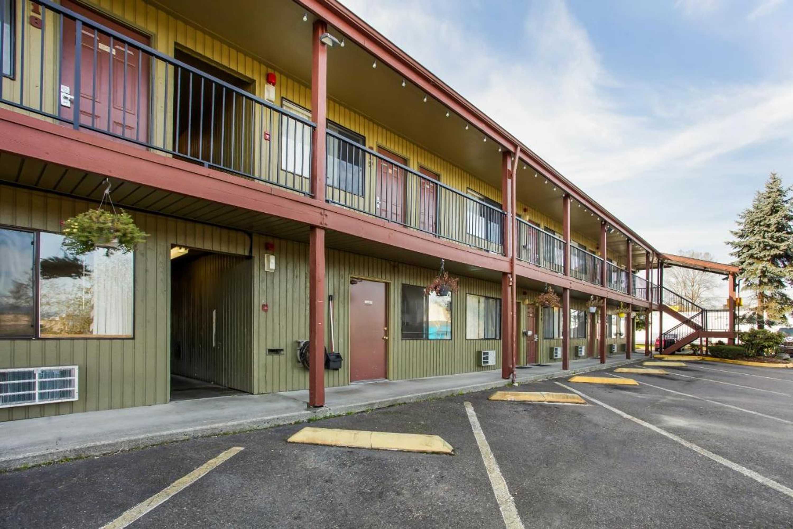 Gift card for Arlington Motor Inn
