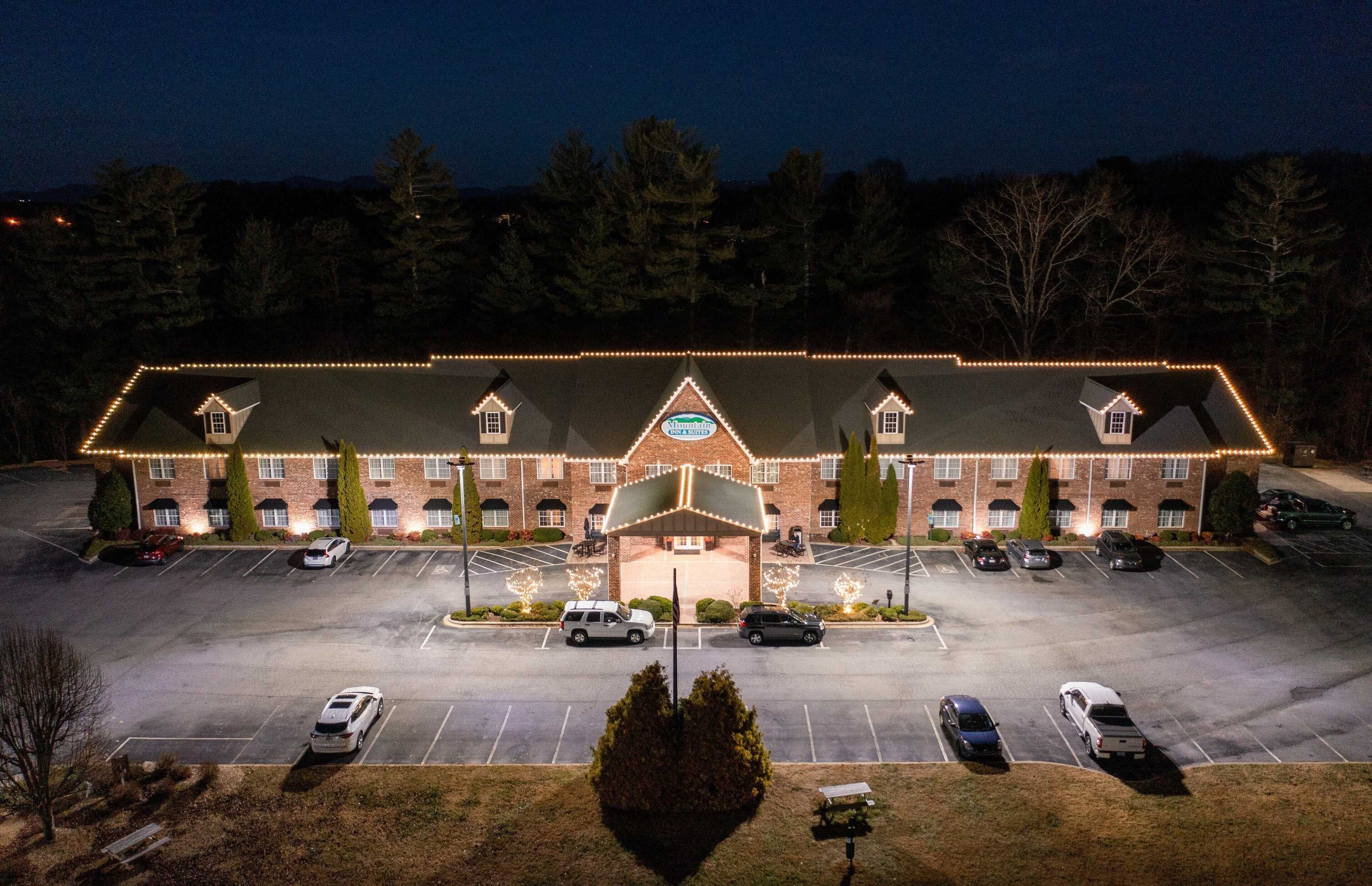 Gift card for Mountain Inn & Suites Gift card for Mountain Inn & Suites
