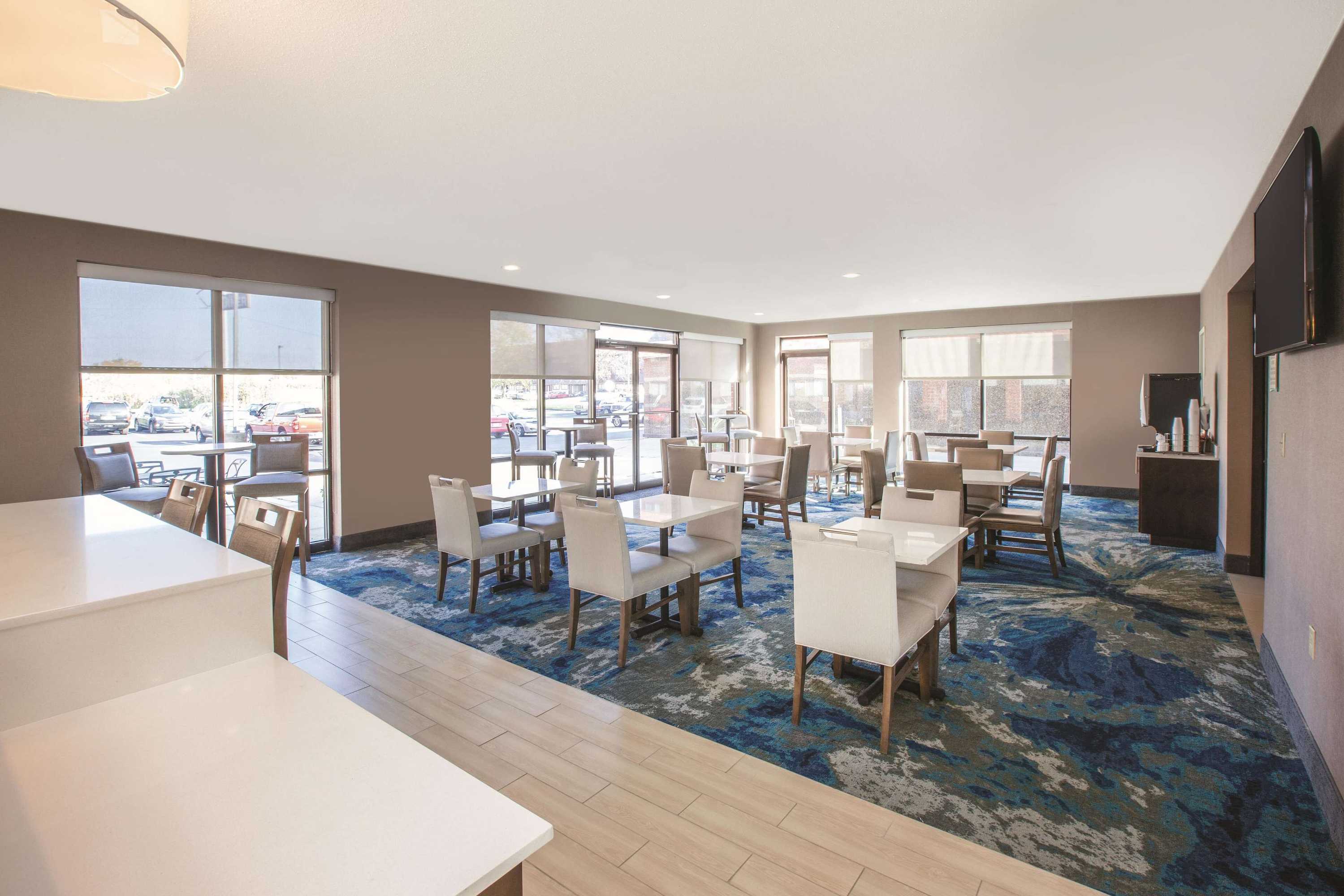 Gift card for La Quinta Inn & Suites by Wyndham Philadelphia Airport Gift card for La Quinta Inn & Suites by Wyndham Philadelphia Airport