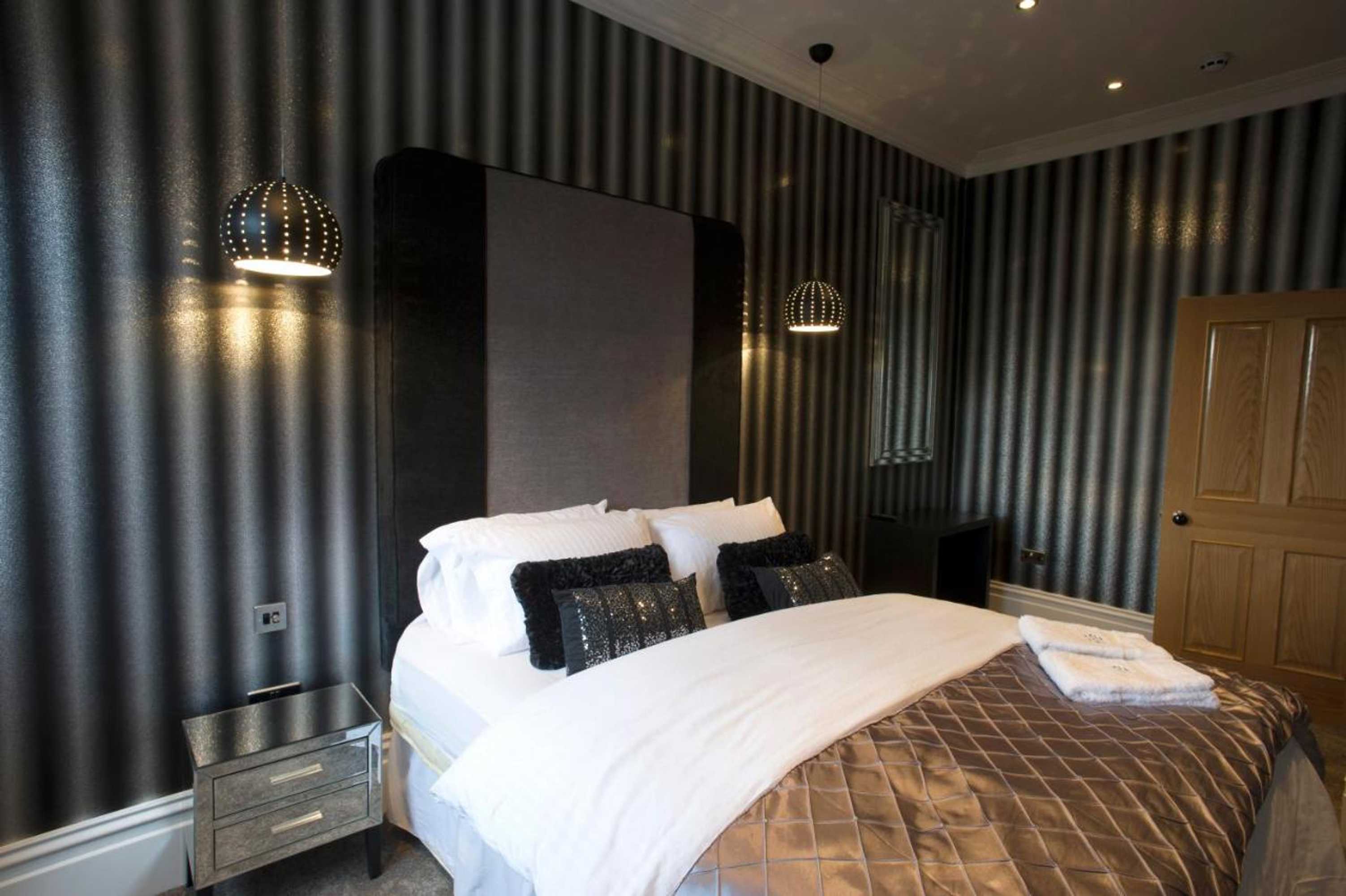 Gift card for Mode Breck Apartments