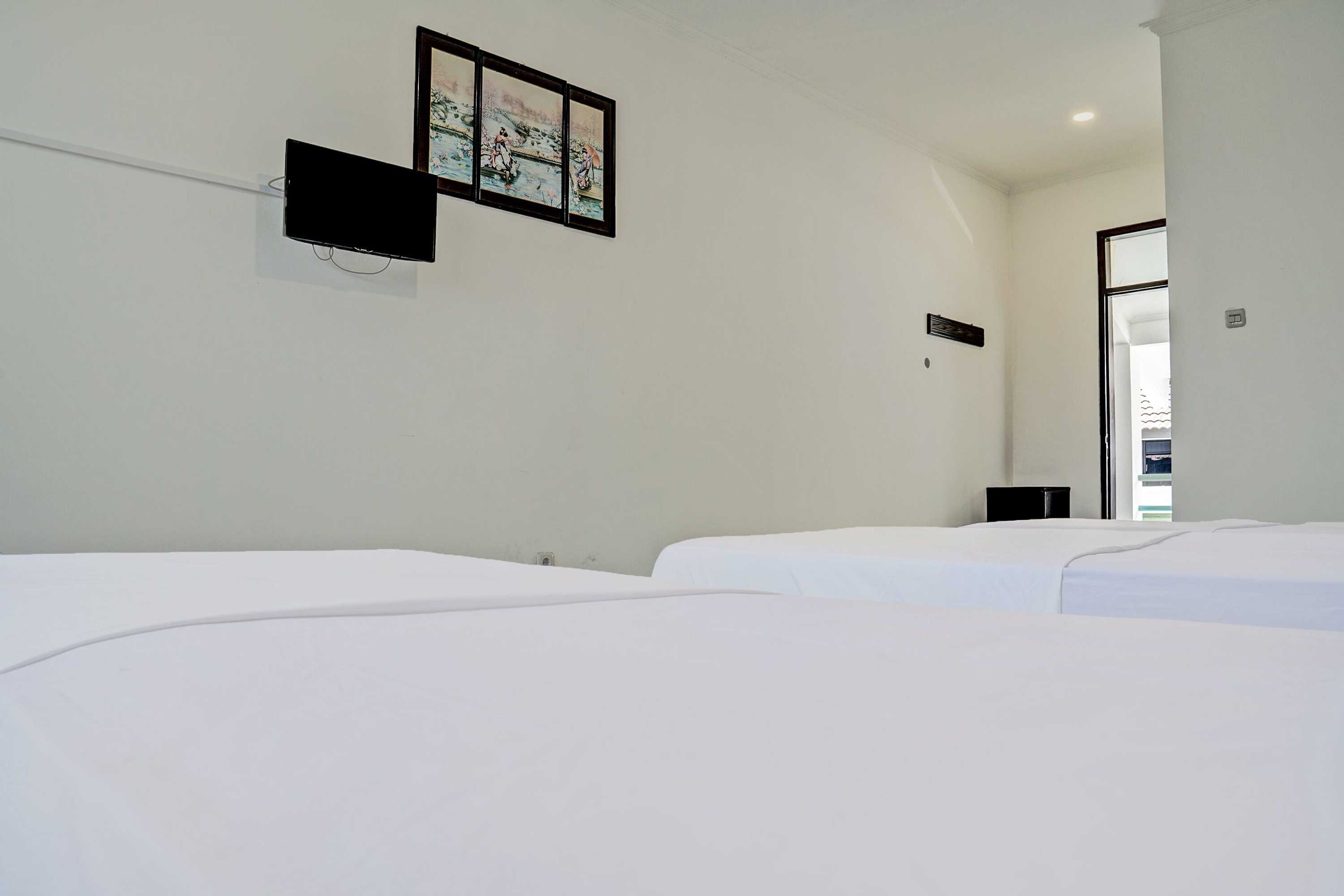 Gift card for Oyo 92324 Hotel Sinar Rejeki