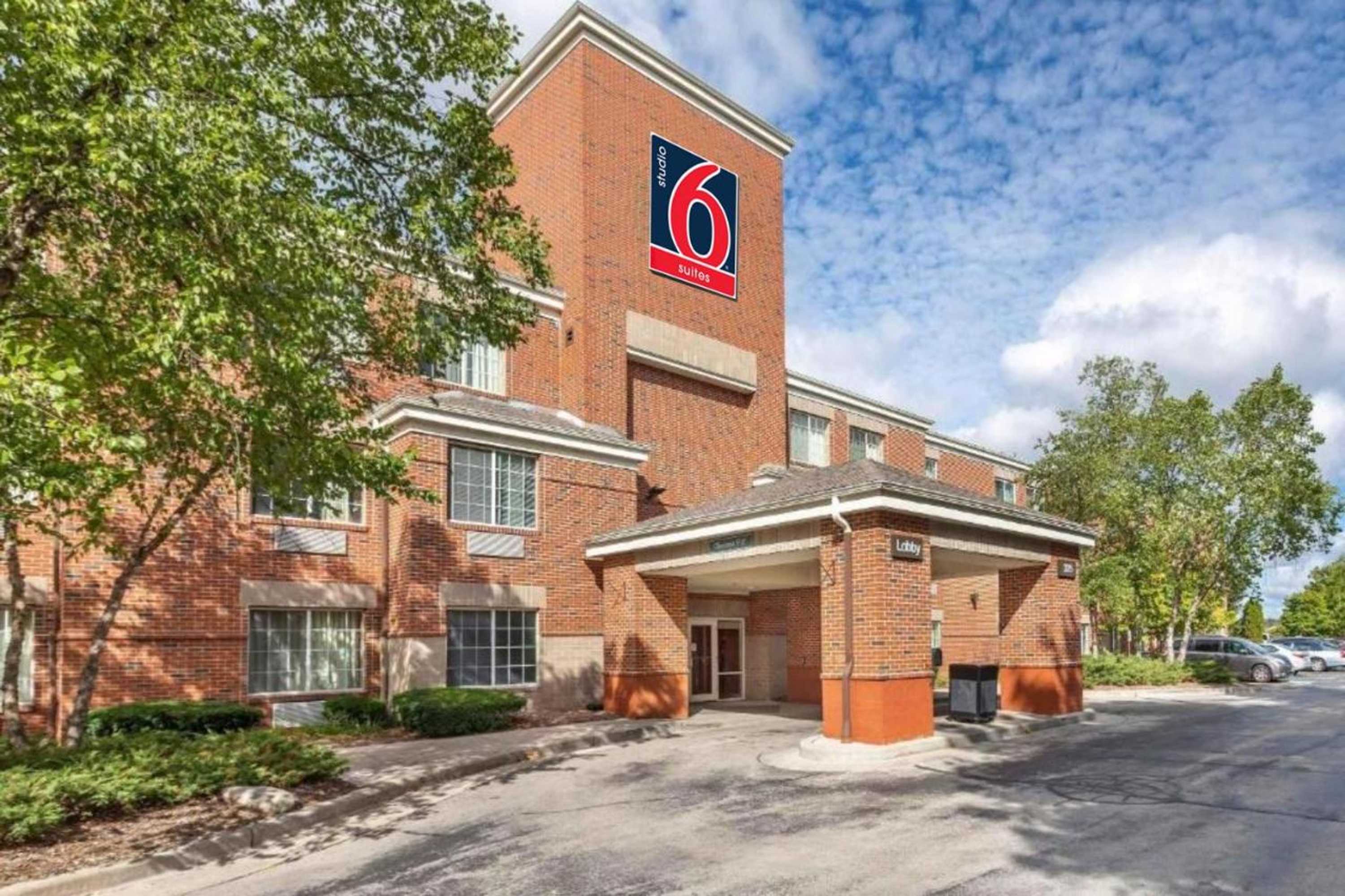 Gift card for Studio 6 Extended Stay Milwaukee Brookfield WI Gift card for Studio 6 Extended Stay Milwaukee Brookfield WI