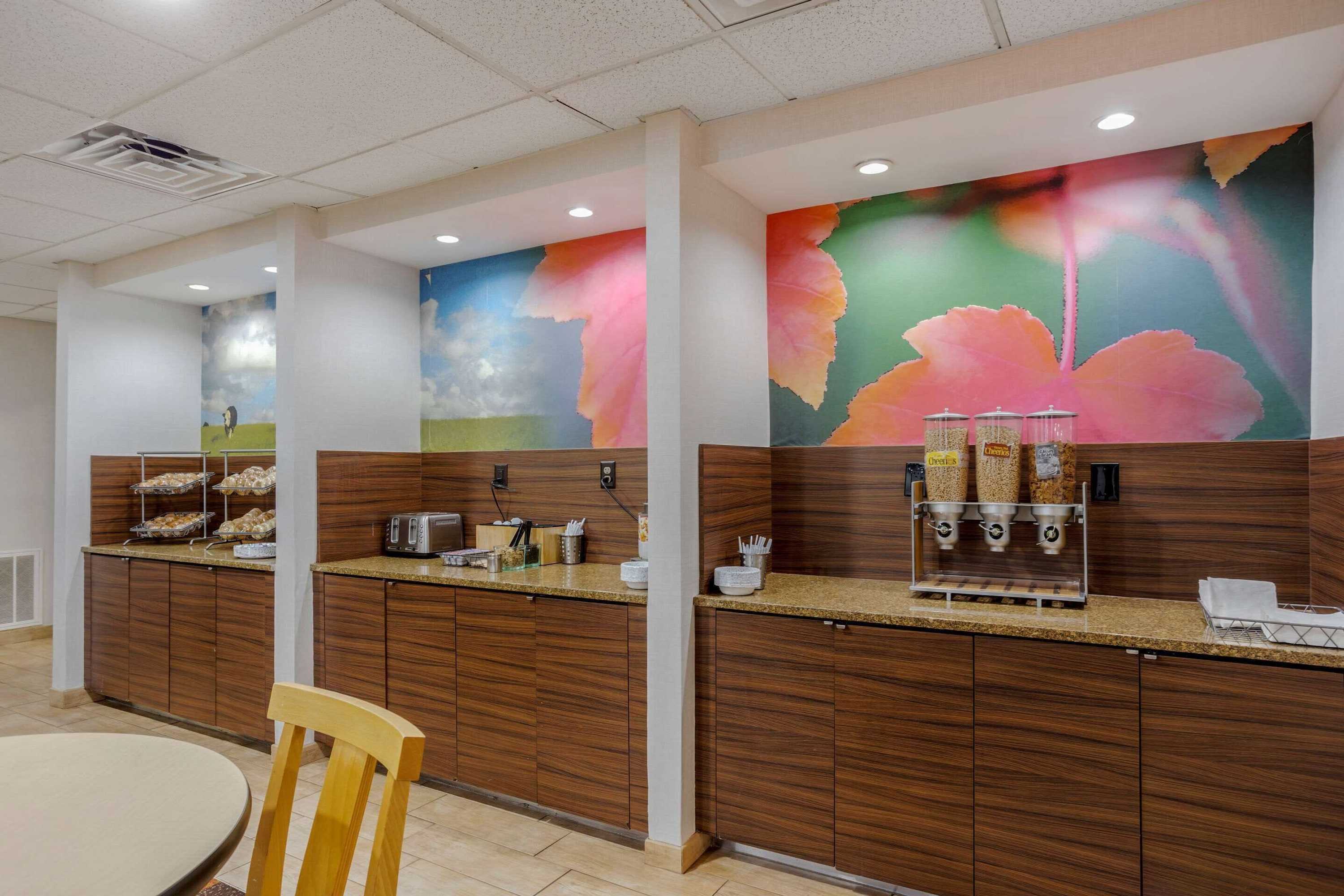 Gift card for Comfort Inn & Suites Mt Laurel-Philadelphia Gift card for Comfort Inn & Suites Mt Laurel-Philadelphia