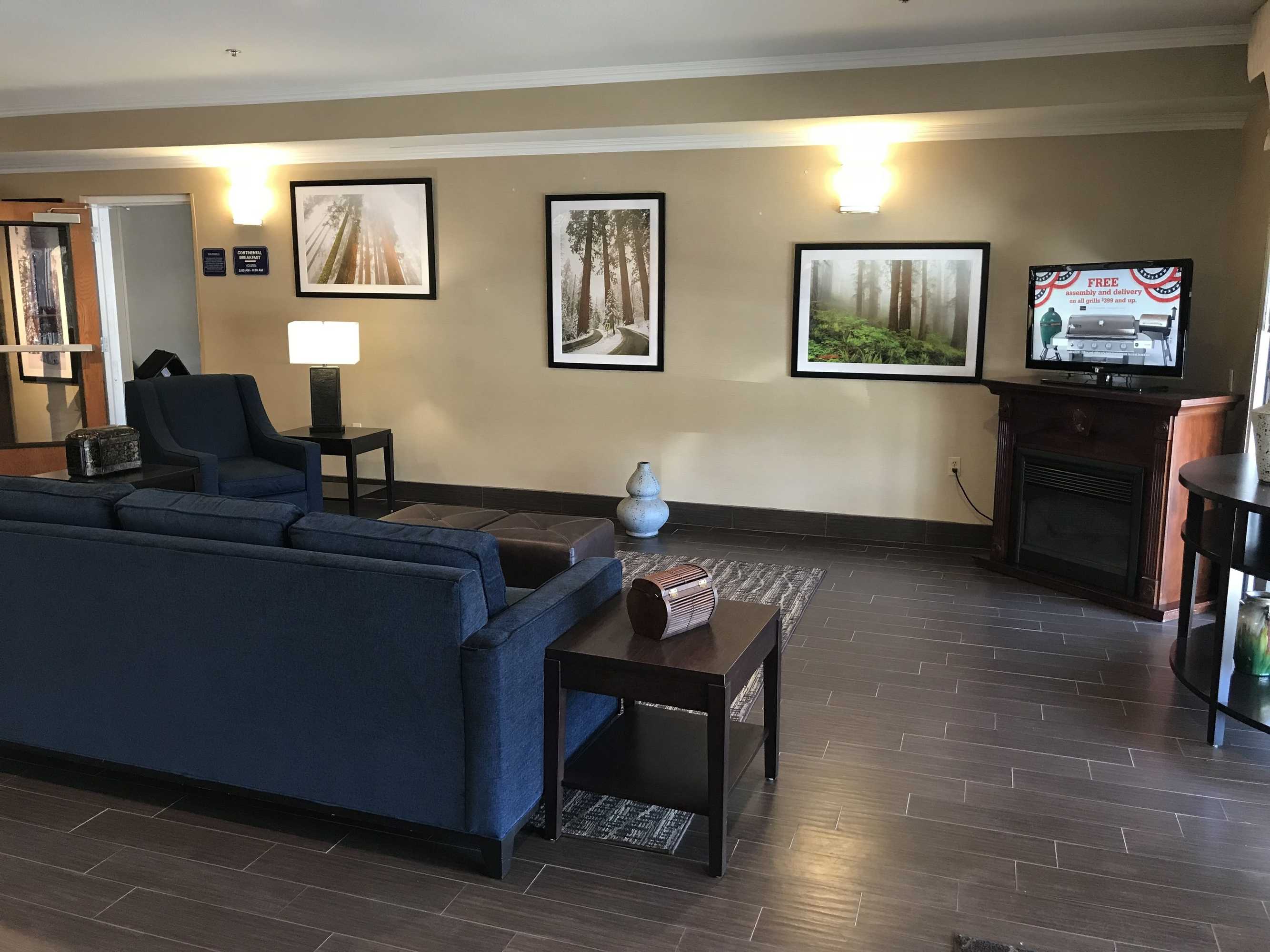 Gift card for Comfort Suites Visalia - Convention Center Gift card for Comfort Suites Visalia - Convention Center