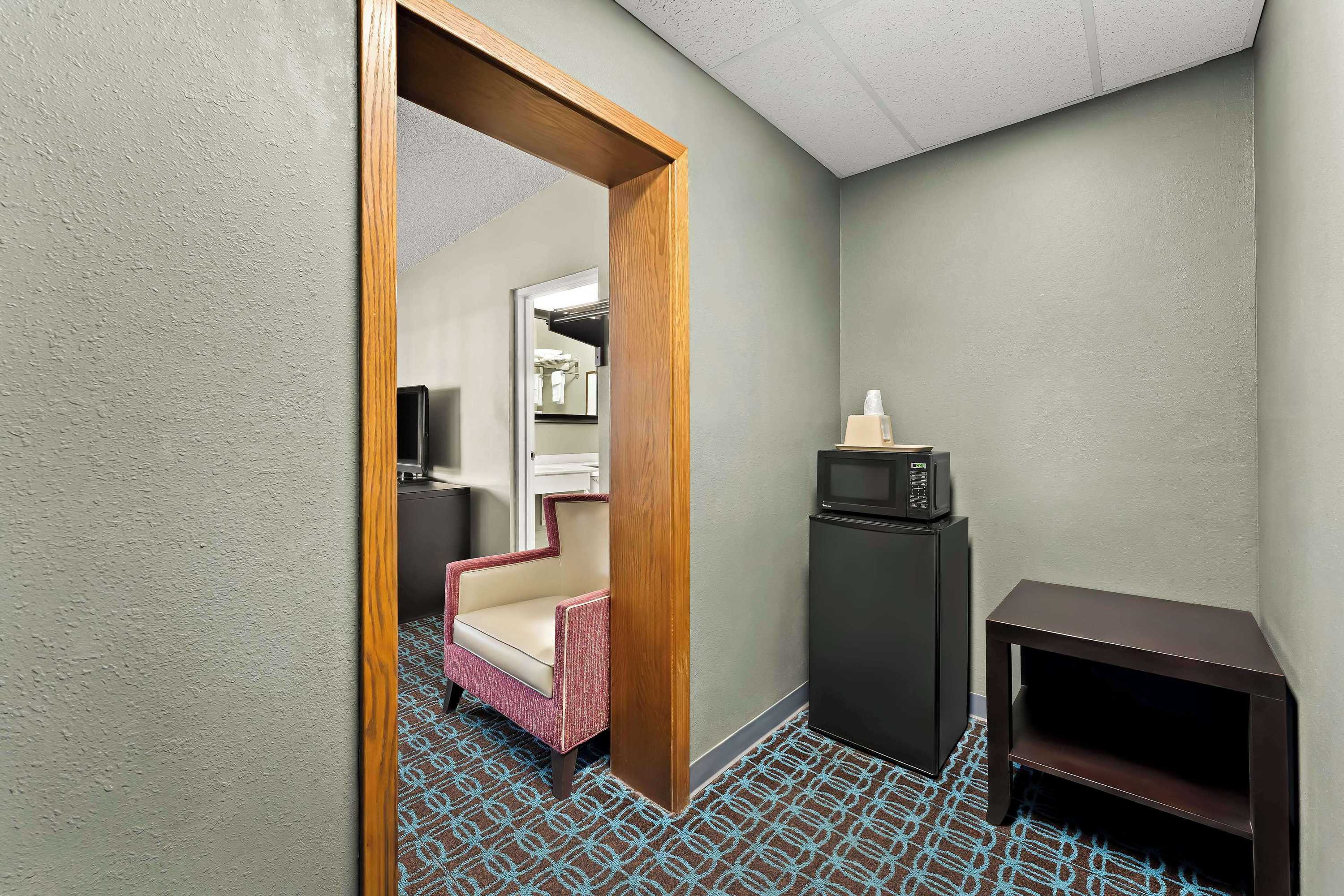 Gift card for Knights Inn Montgomeryville