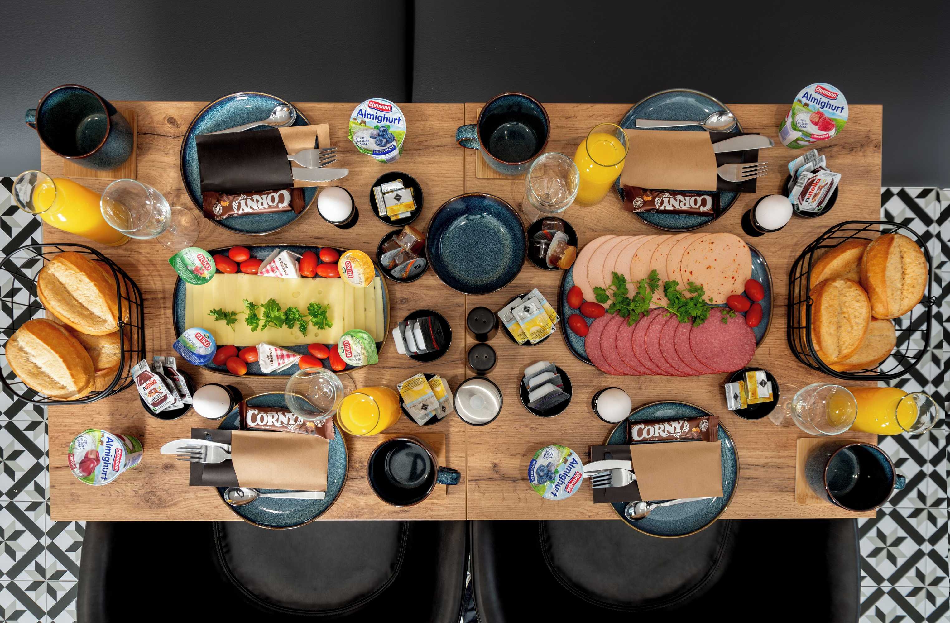 Gift card for Deluxe Hotel & Cafe