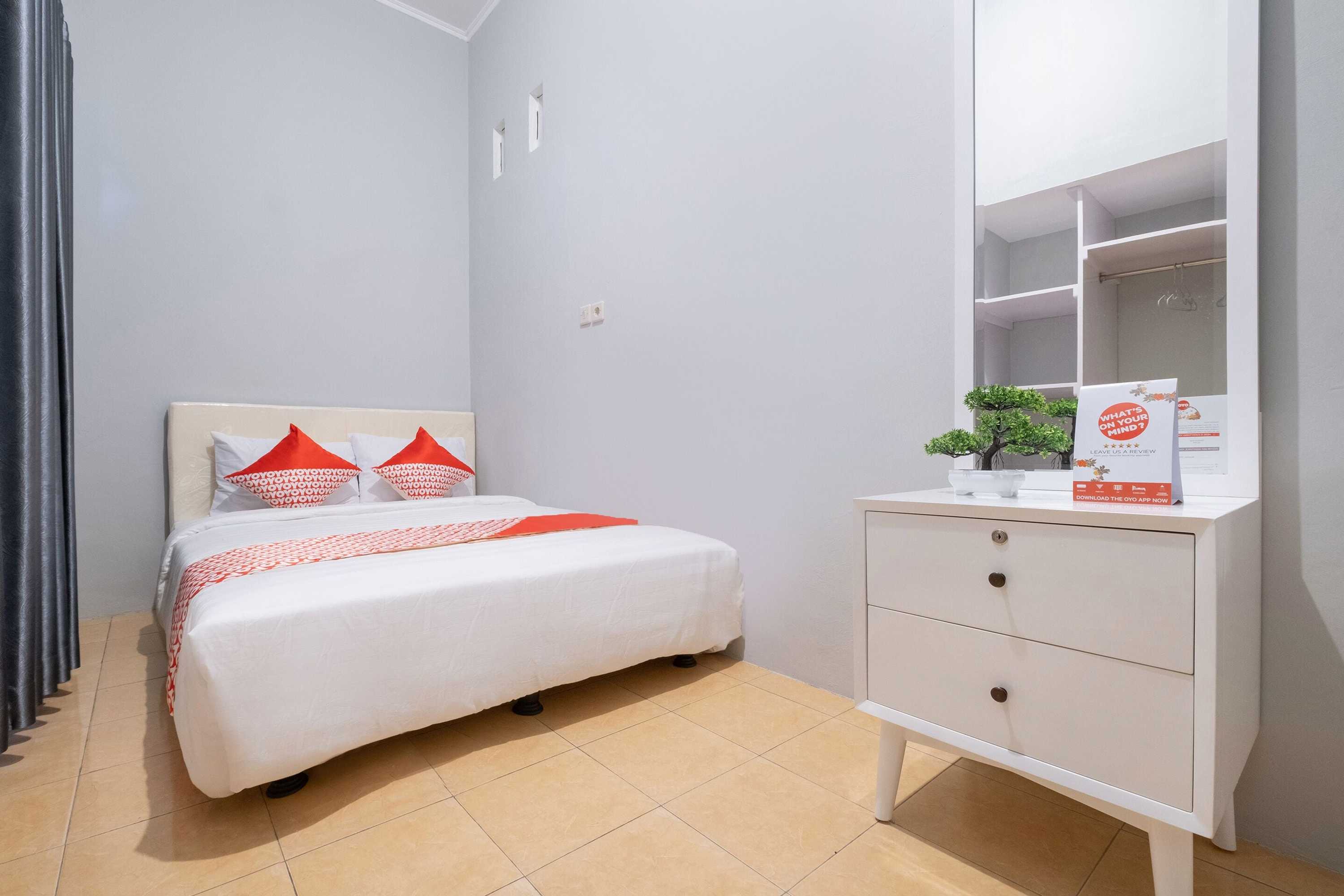 Gift card for Super Oyo 2727 Nareswari Guest House Syariah Gift card for Super Oyo 2727 Nareswari Guest House Syariah