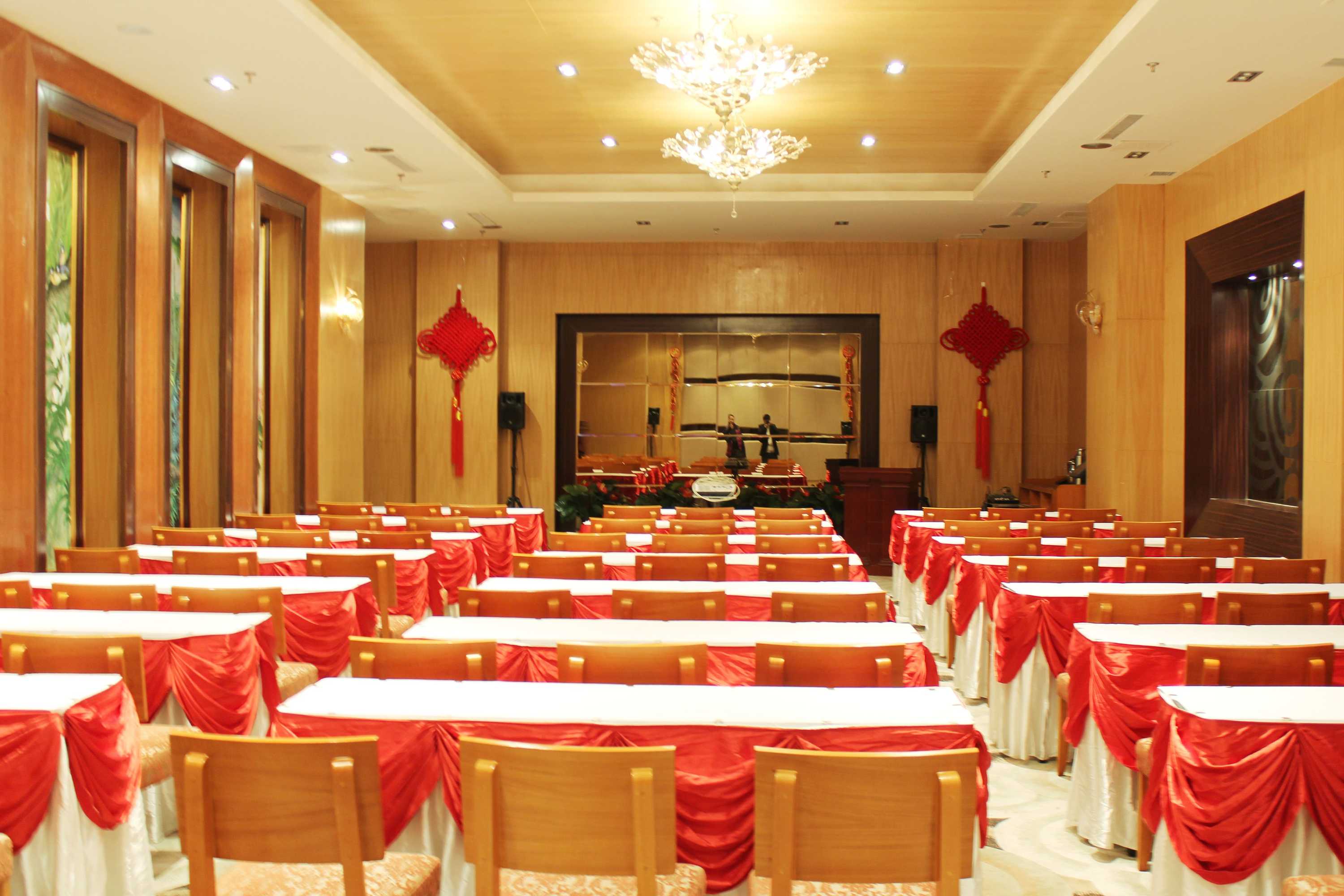 Gift card for Jinjiang Peninsula Seasons Hotel Gift card for Jinjiang Peninsula Seasons Hotel