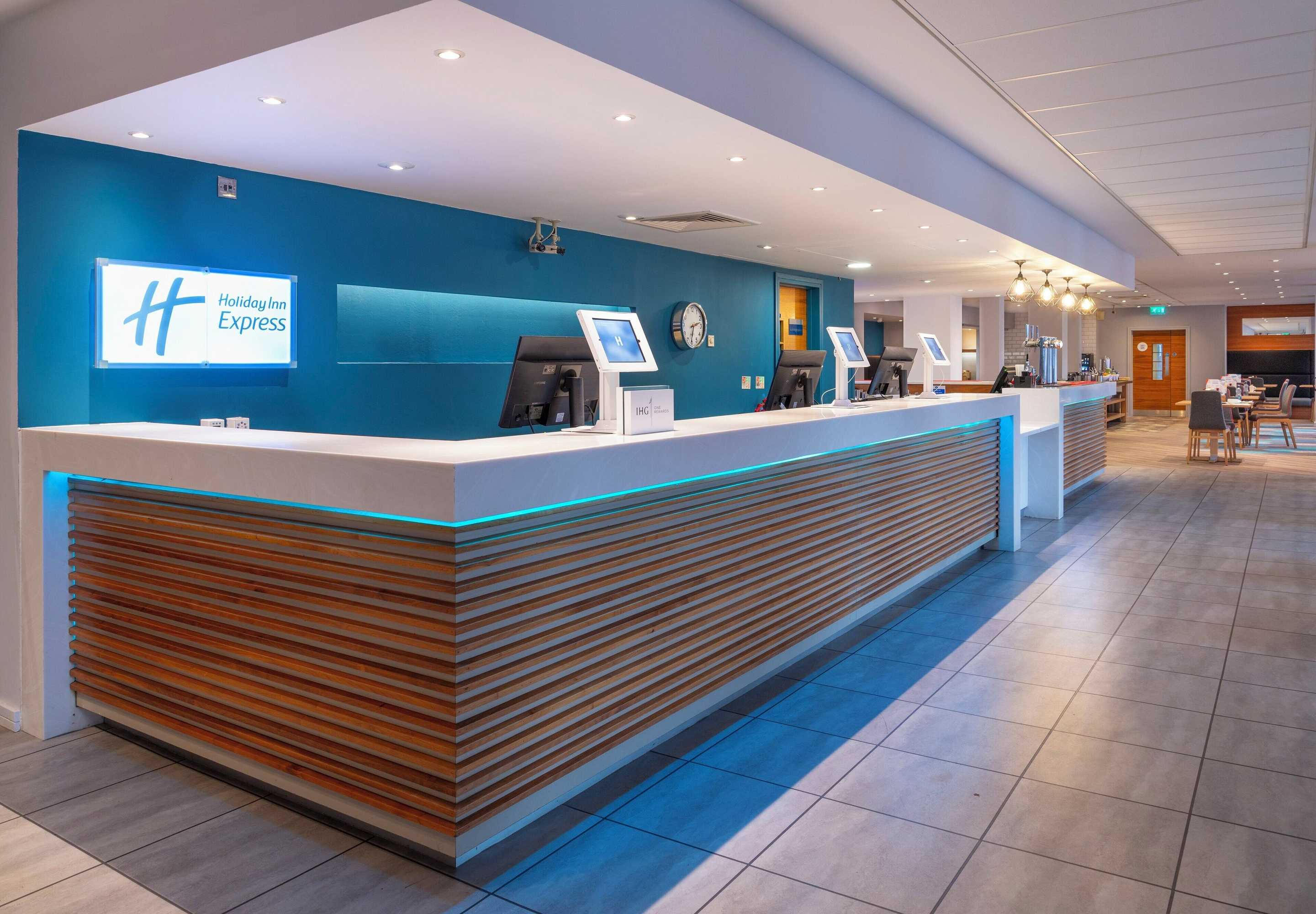 Gift card for Holiday Inn Express Stevenage by Ihg Gift card for Holiday Inn Express Stevenage by Ihg