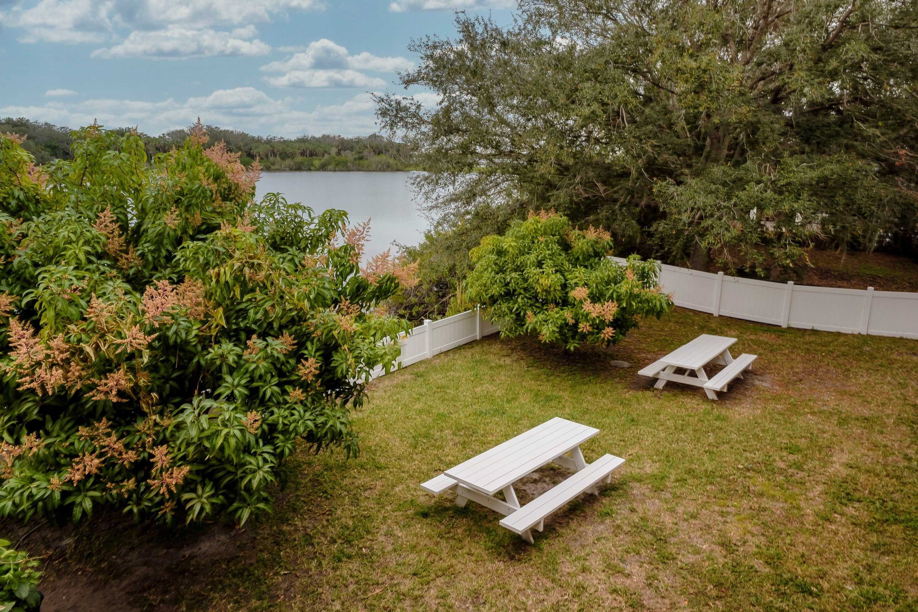 Gift card for Red Roof Inn Ellenton – Bradenton NE Gift card for Red Roof Inn Ellenton – Bradenton NE