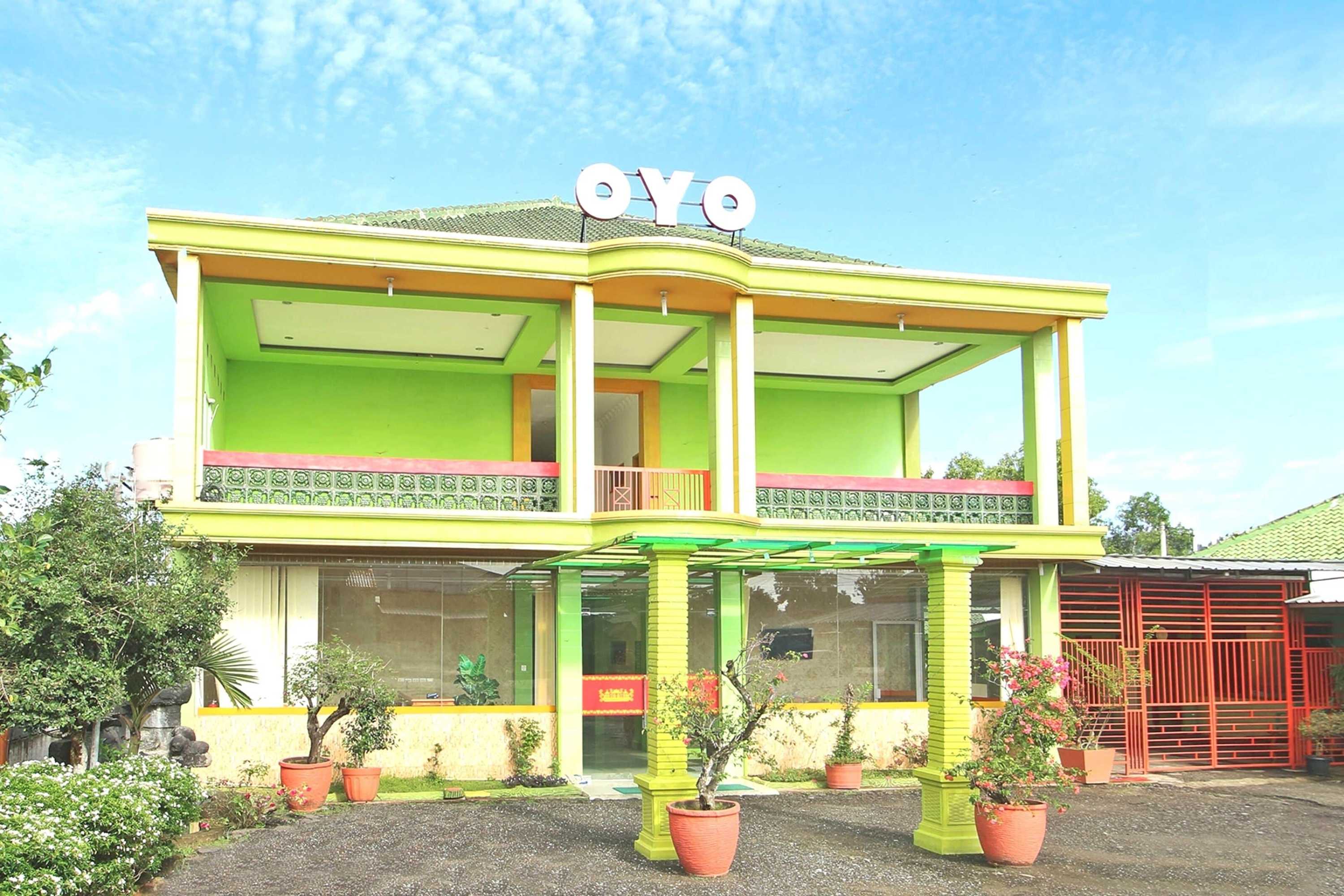Gift card for Oyo 2596 Homestay Hj. Suharti Gift card for Oyo 2596 Homestay Hj. Suharti