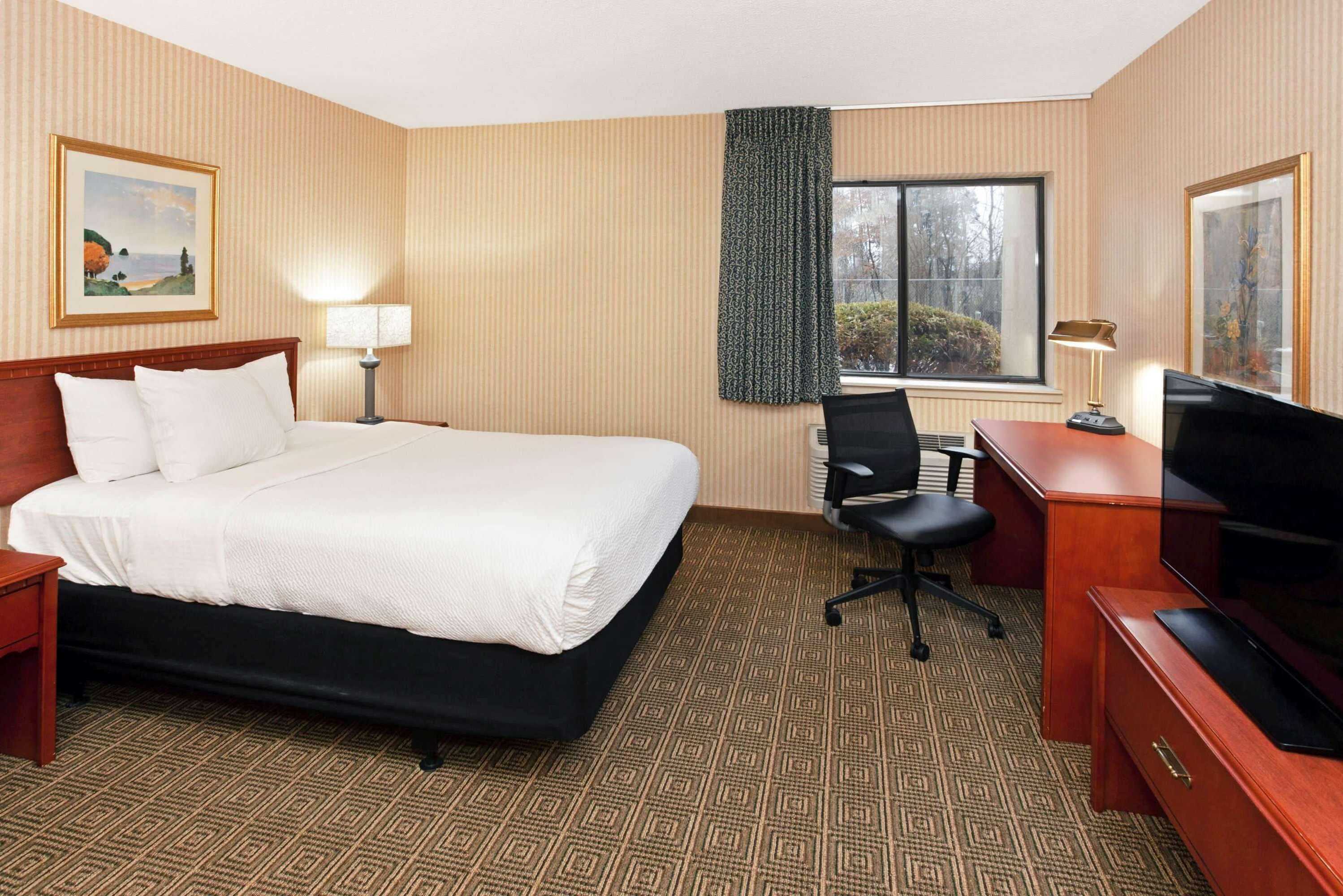 Gift card for La Quinta Inn & Suites by Wyndham Stevens Point Gift card for La Quinta Inn & Suites by Wyndham Stevens Point