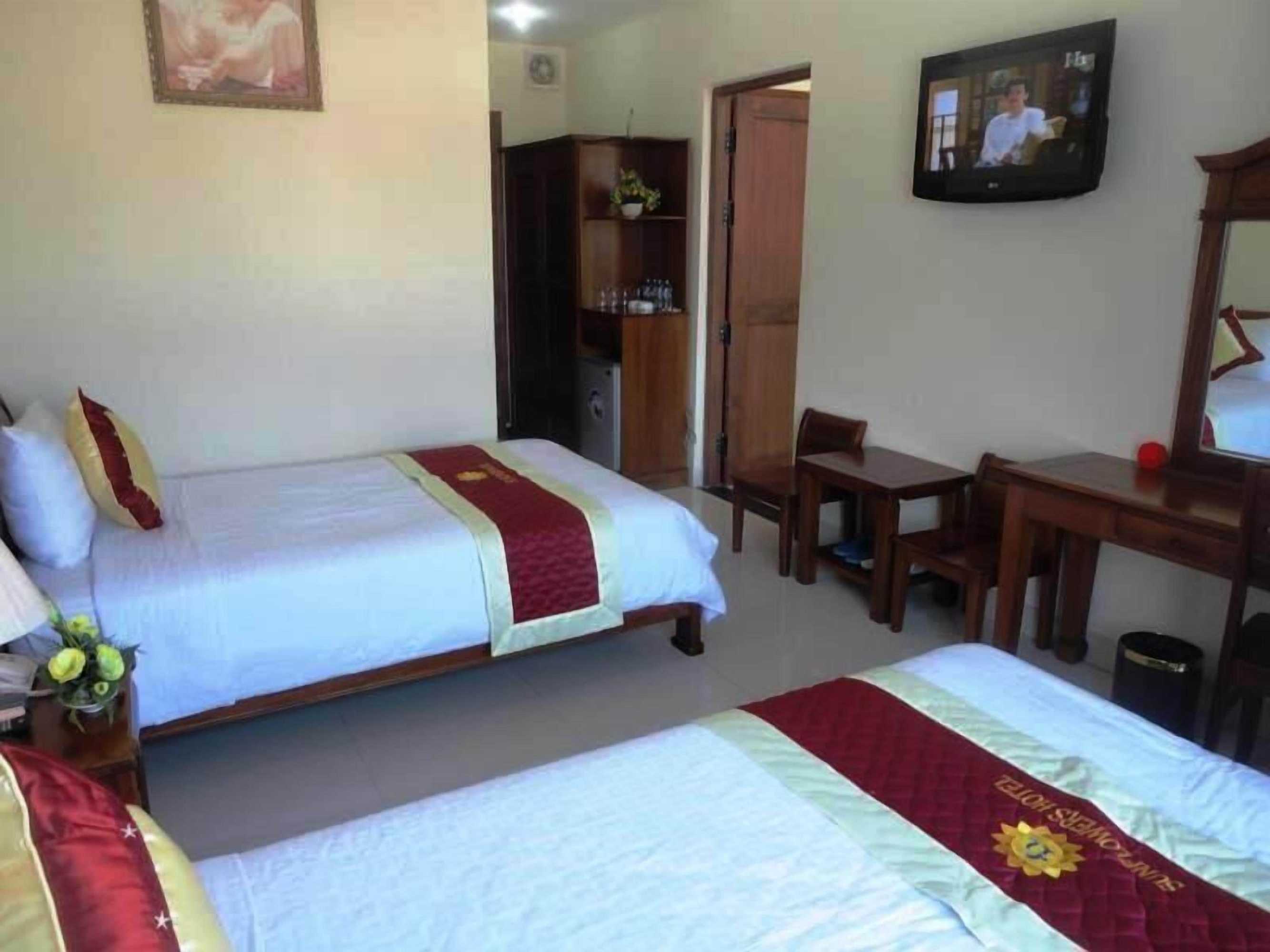 Gift card for Hoang Yen Canary Hotel Gift card for Hoang Yen Canary Hotel