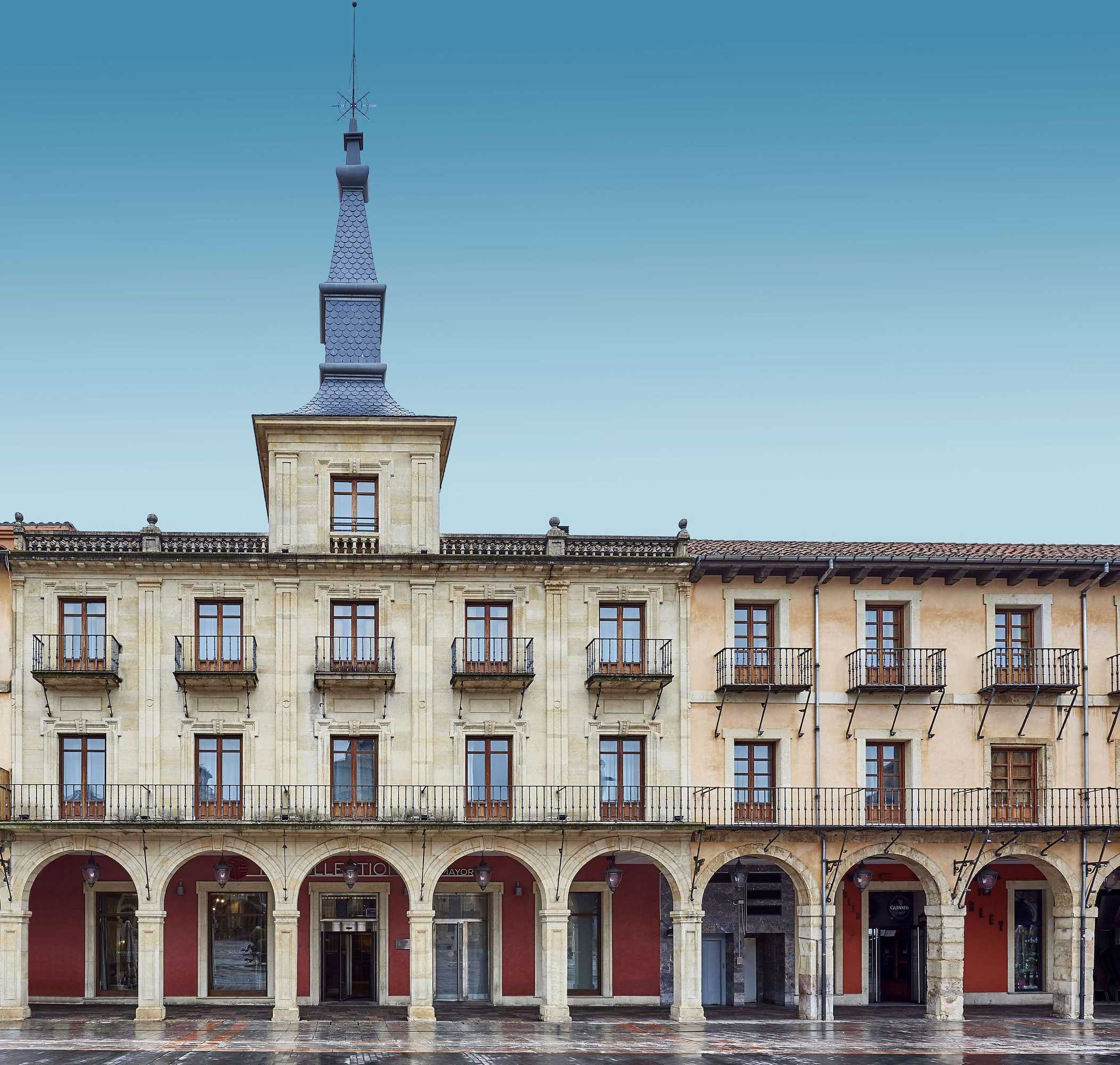 Gift card for NH Collection León Plaza Mayor Gift card for NH Collection León Plaza Mayor