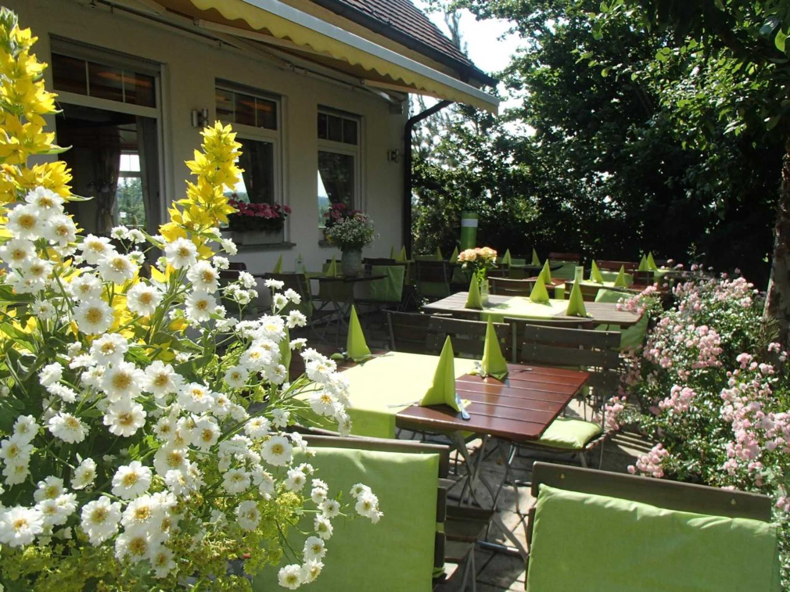 Gift card for Apfelblüte Bed & Breakfast 8 km Vom Bodensee Gift card for Apfelblüte Bed & Breakfast 8 km Vom Bodensee