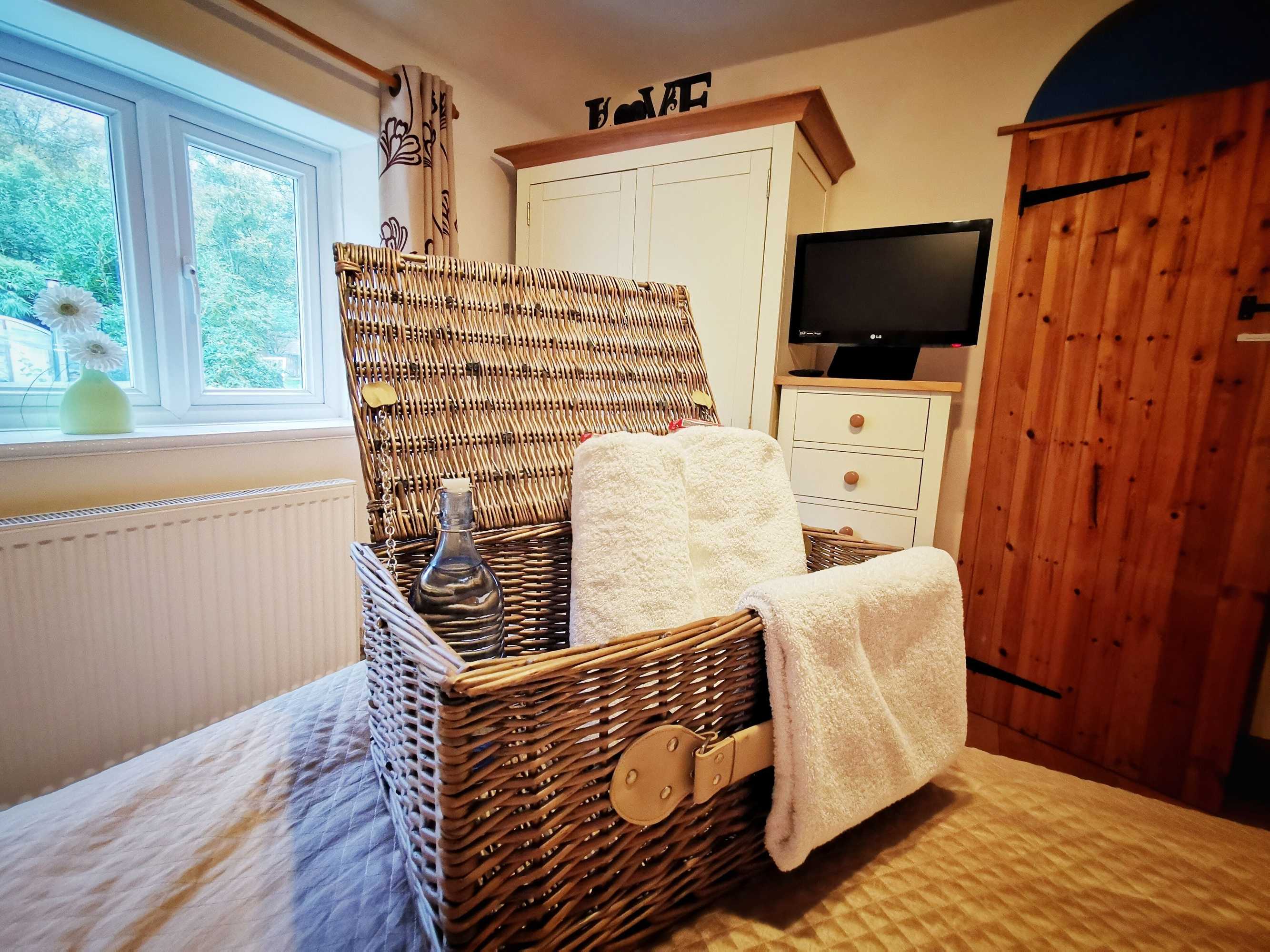 Gift card for Small Snug En-Suite With Stunning Views Near Lyme Regis Gift card for Small Snug En-Suite With Stunning Views Near Lyme Regis