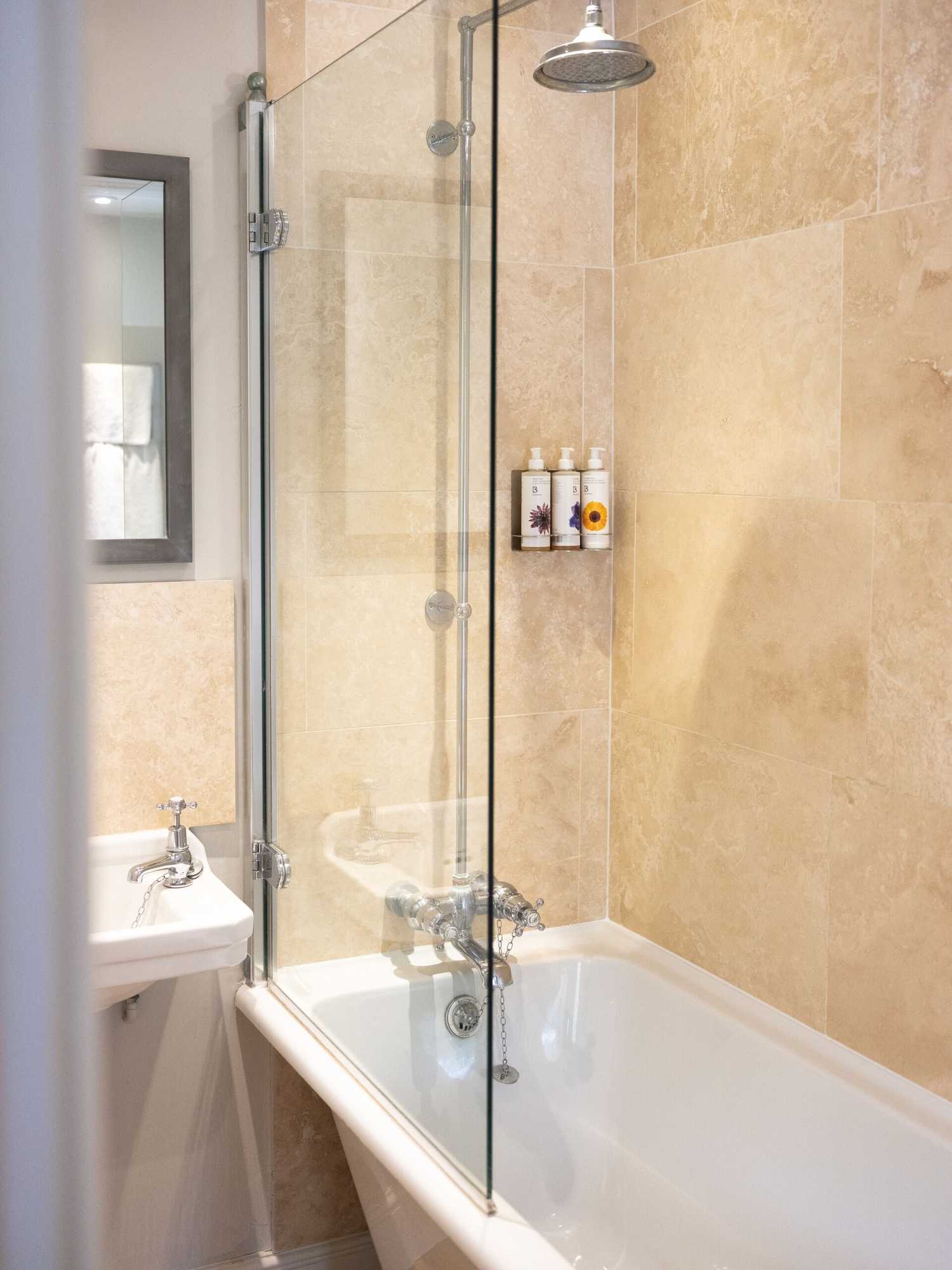 Gift card for New Inn at Coln