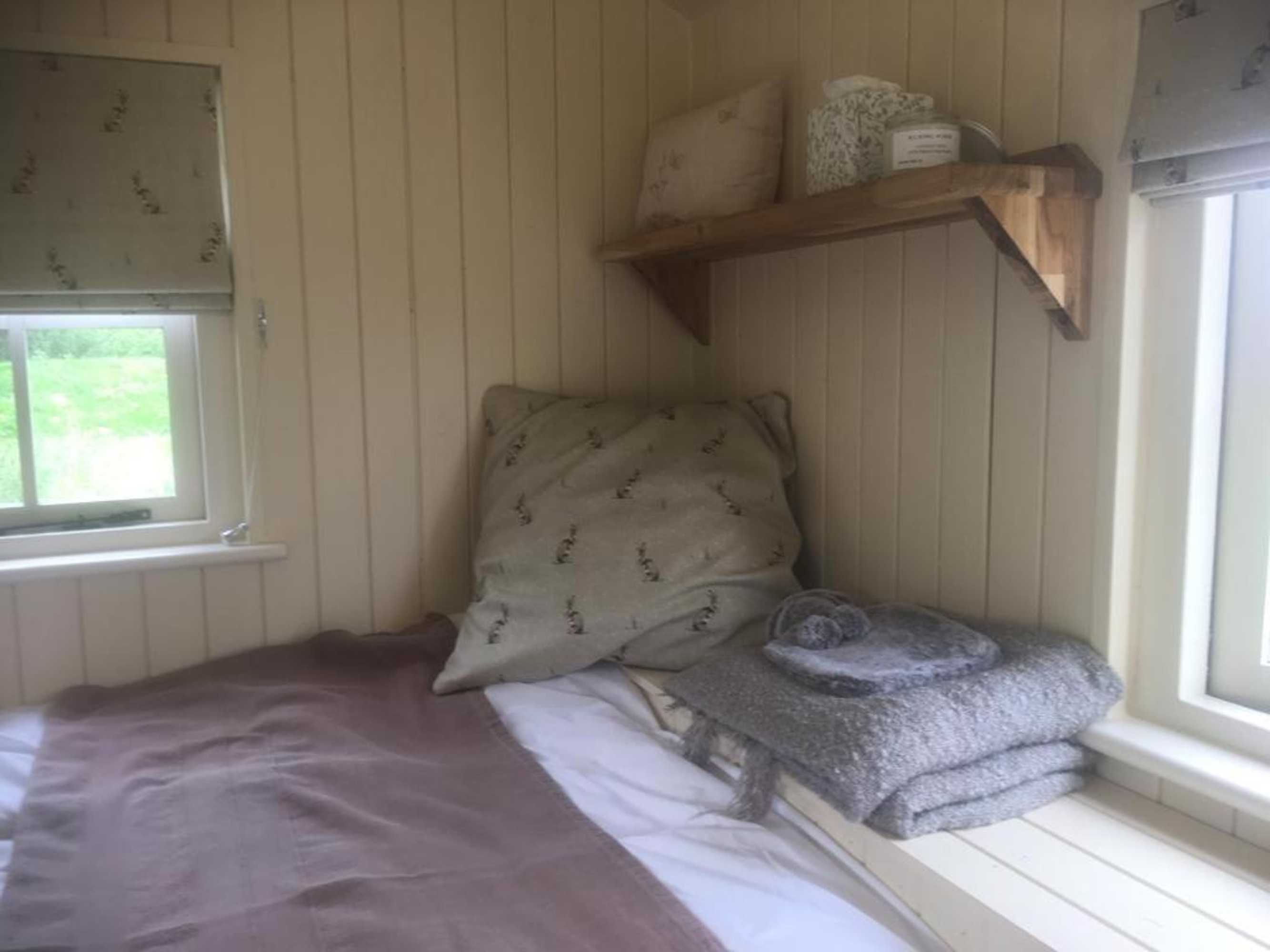 Gift card for Romantic Secluded Shepherd Hut Hares Rest