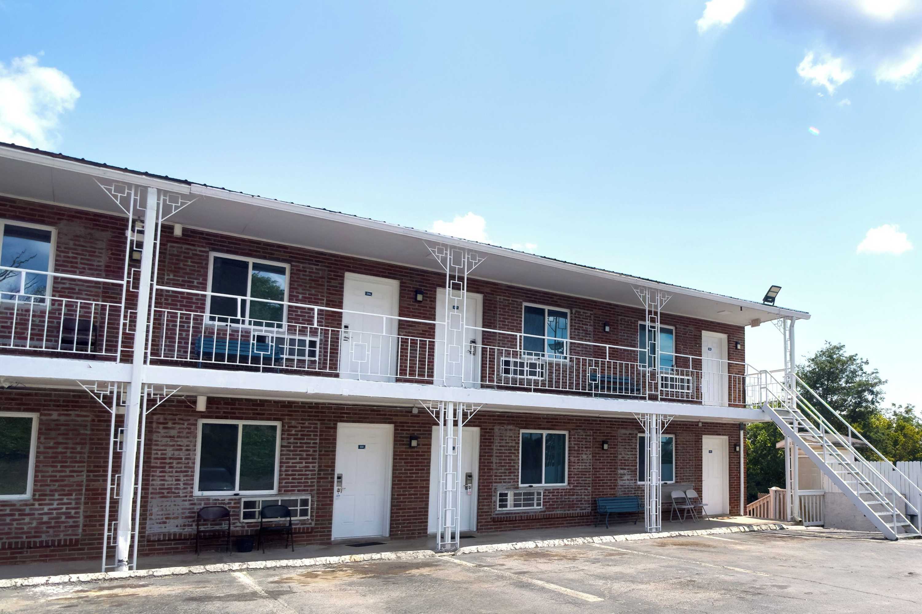 Gift card for Imperial Inn Tazewell