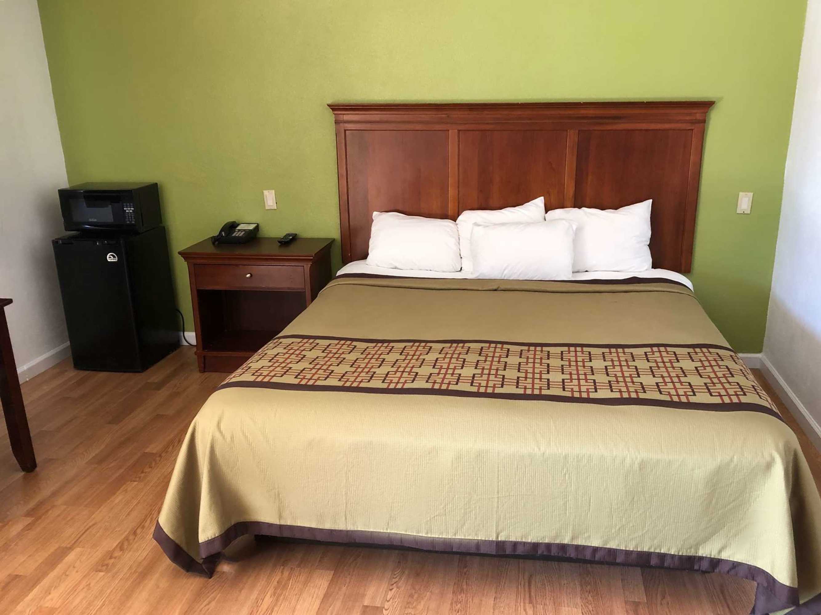 Gift card for Americas Best Value Inn Visalia Gift card for Americas Best Value Inn Visalia