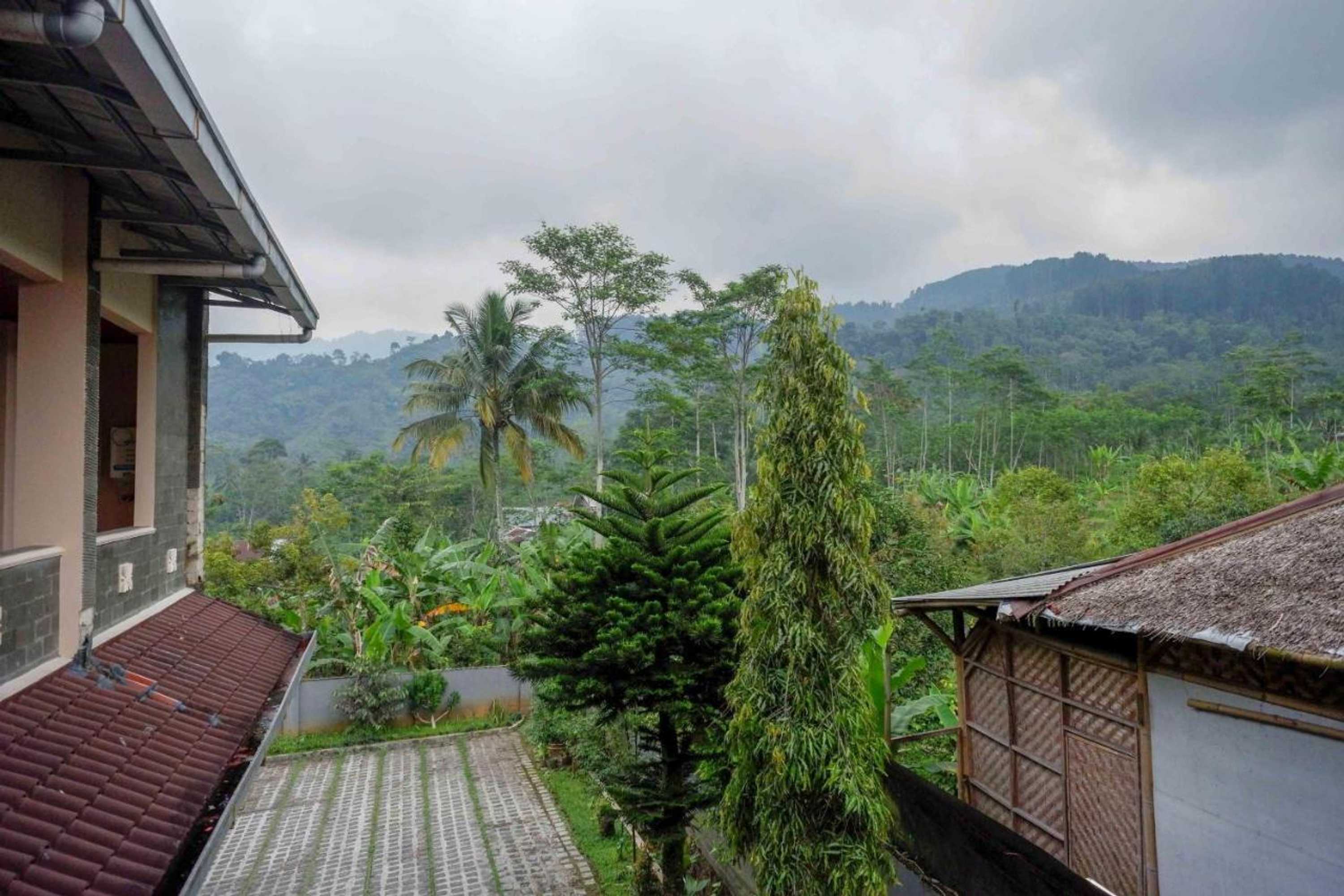 Gift card for Perdana Hotel By Reddoorz Gift card for Perdana Hotel By Reddoorz